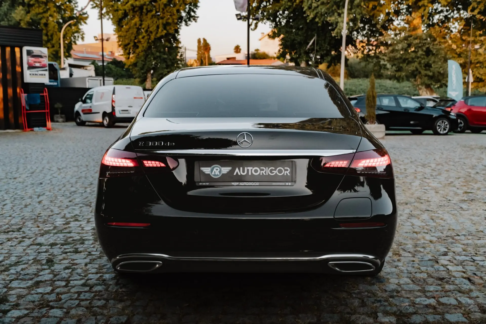 Mercedes-Benz E 300 5