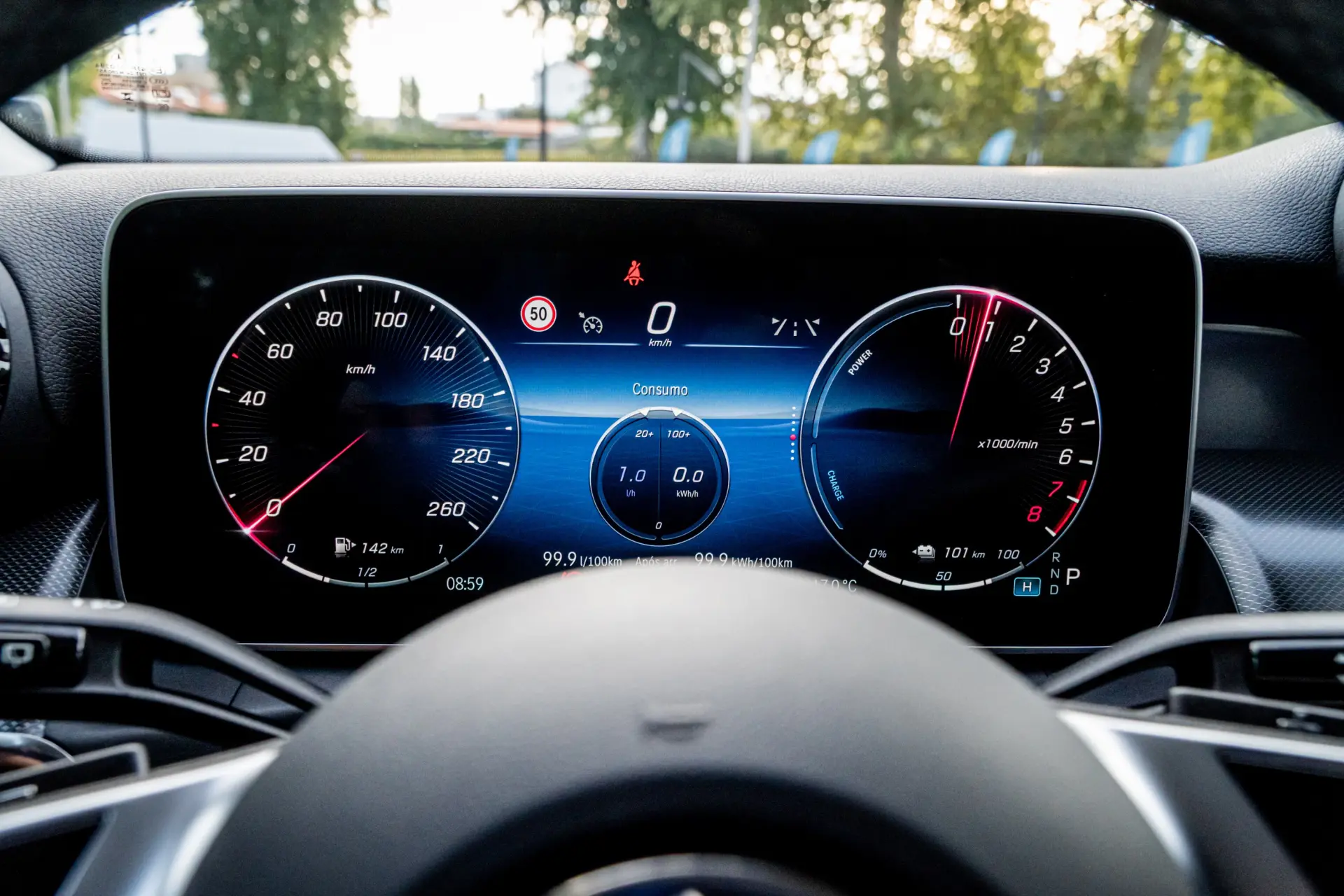 Mercedes-Benz GLC 300 e 4Matic 9G-TRONIC AMG Line Advanced 30