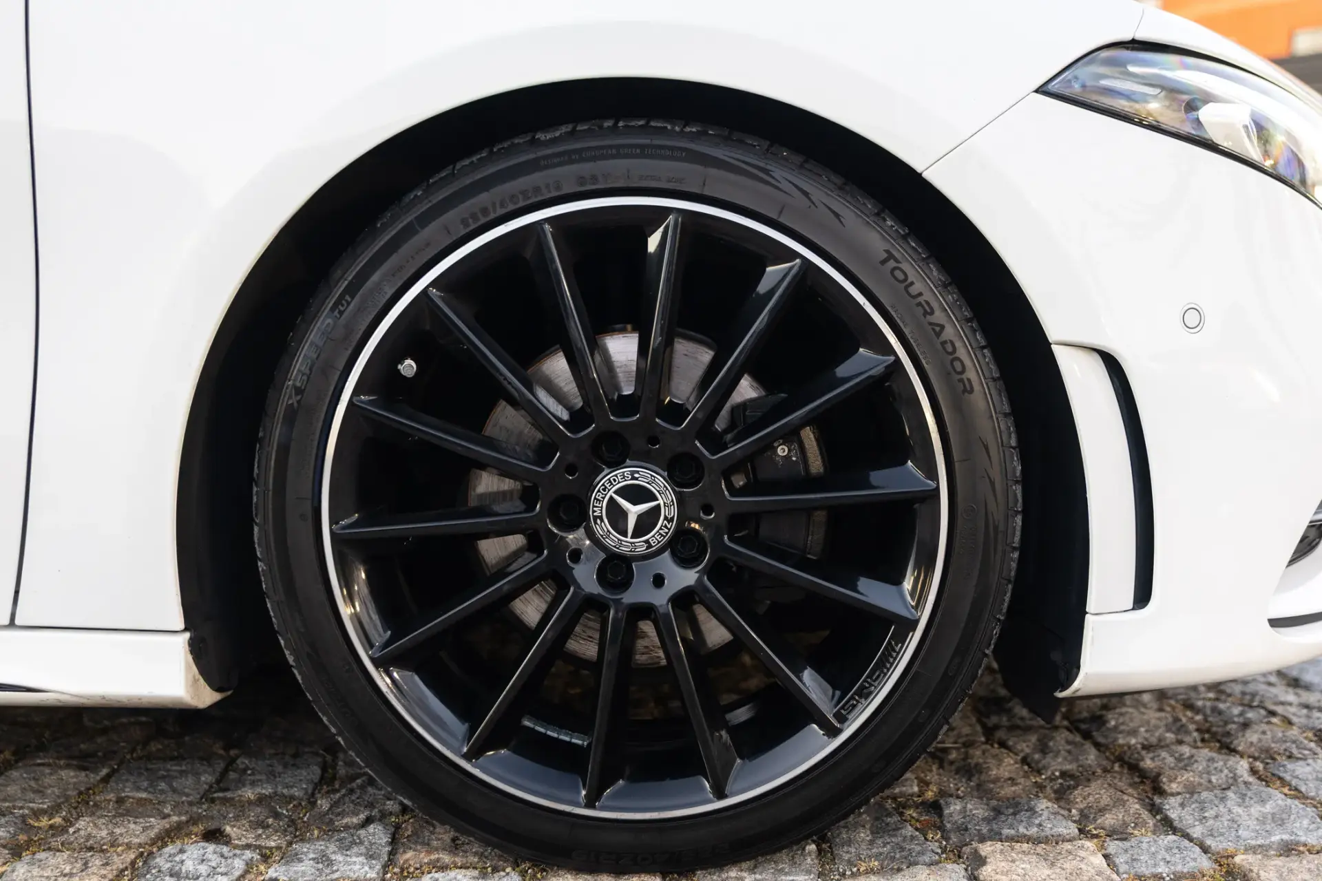 Mercedes-Benz A 180 d AMG Line Aut. 11