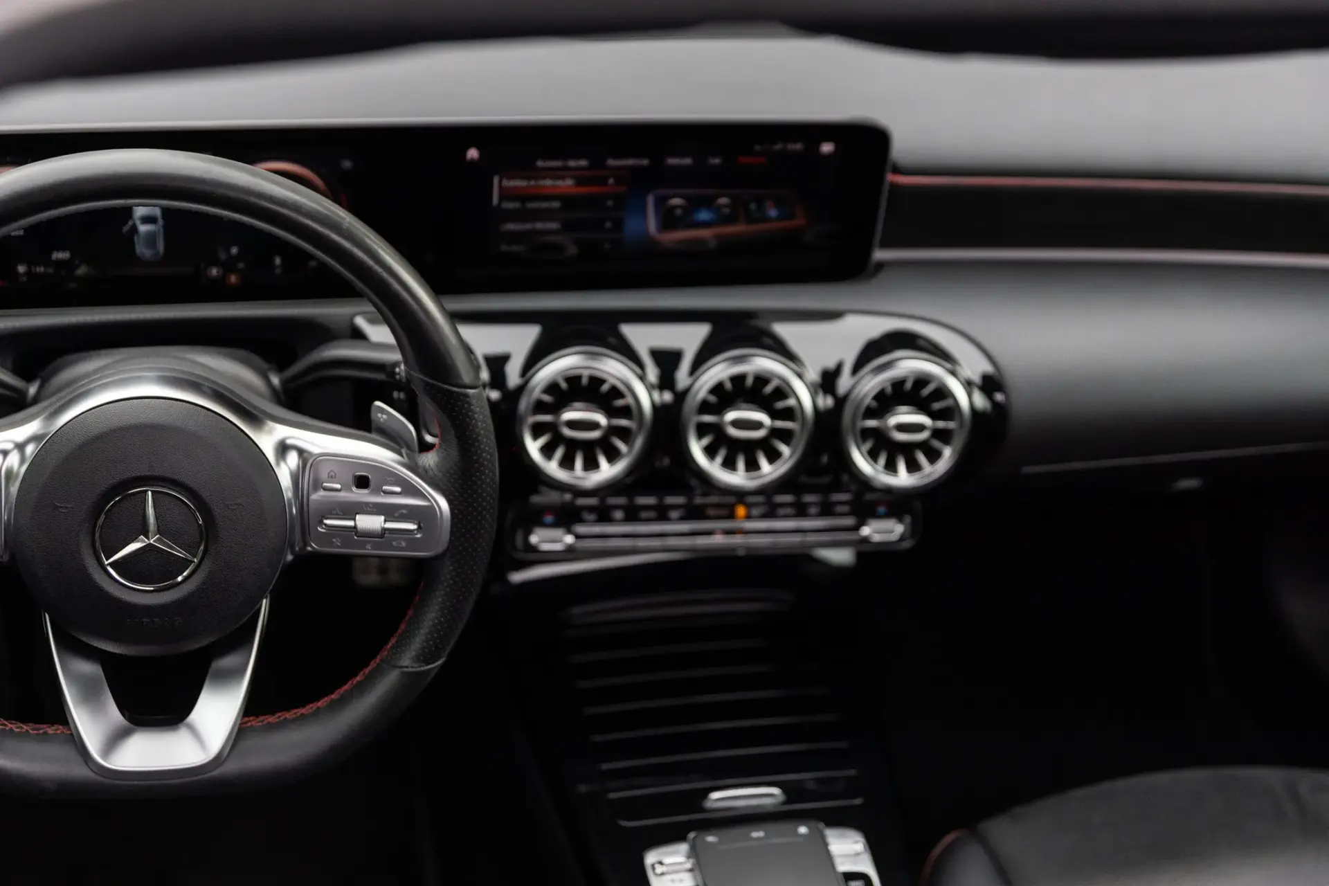 Mercedes-Benz A 180 d AMG Line Aut. 49