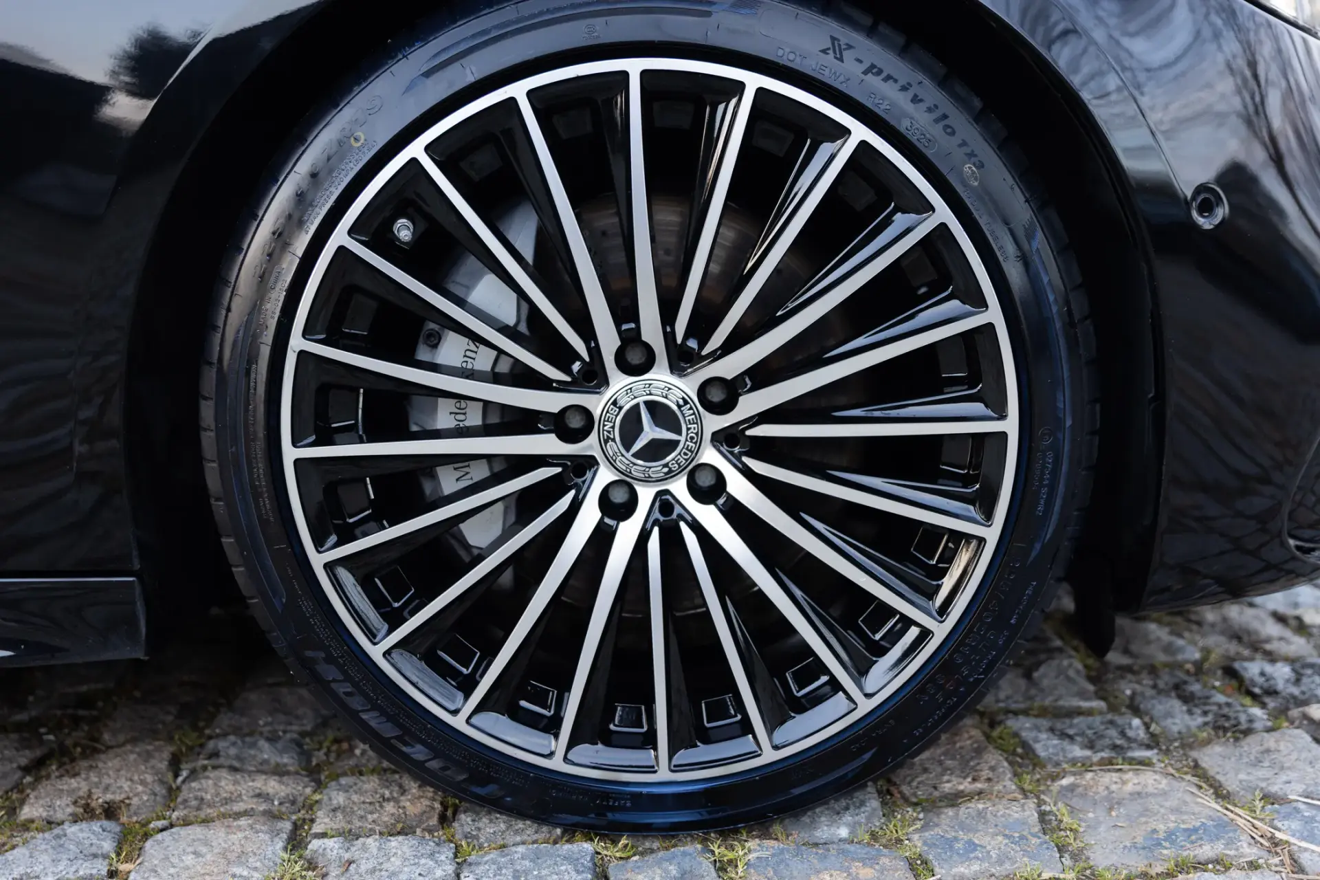 Mercedes-Benz C 220 d AMG Line 12