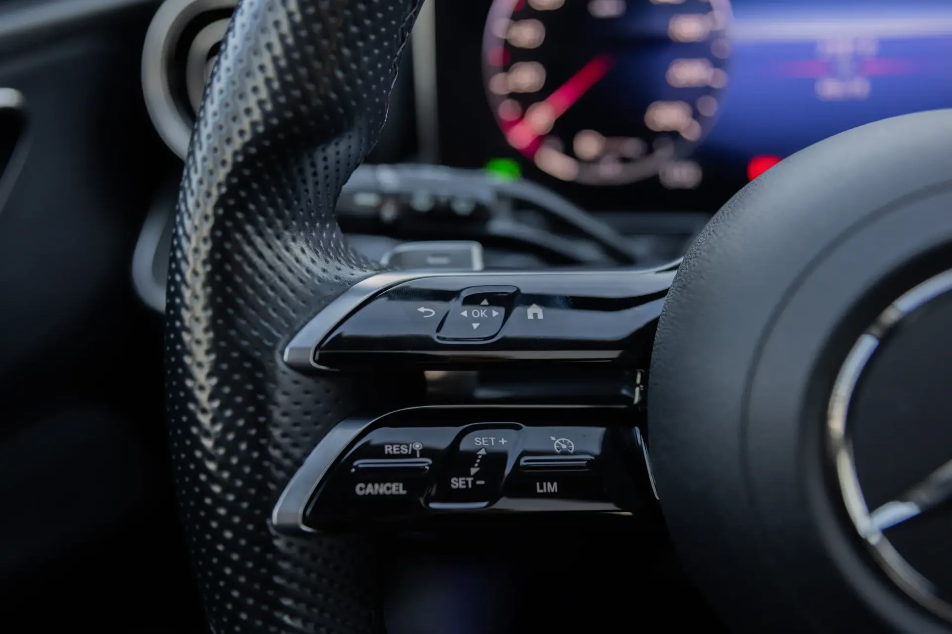 Mercedes-Benz C 220 d AMG Line 26