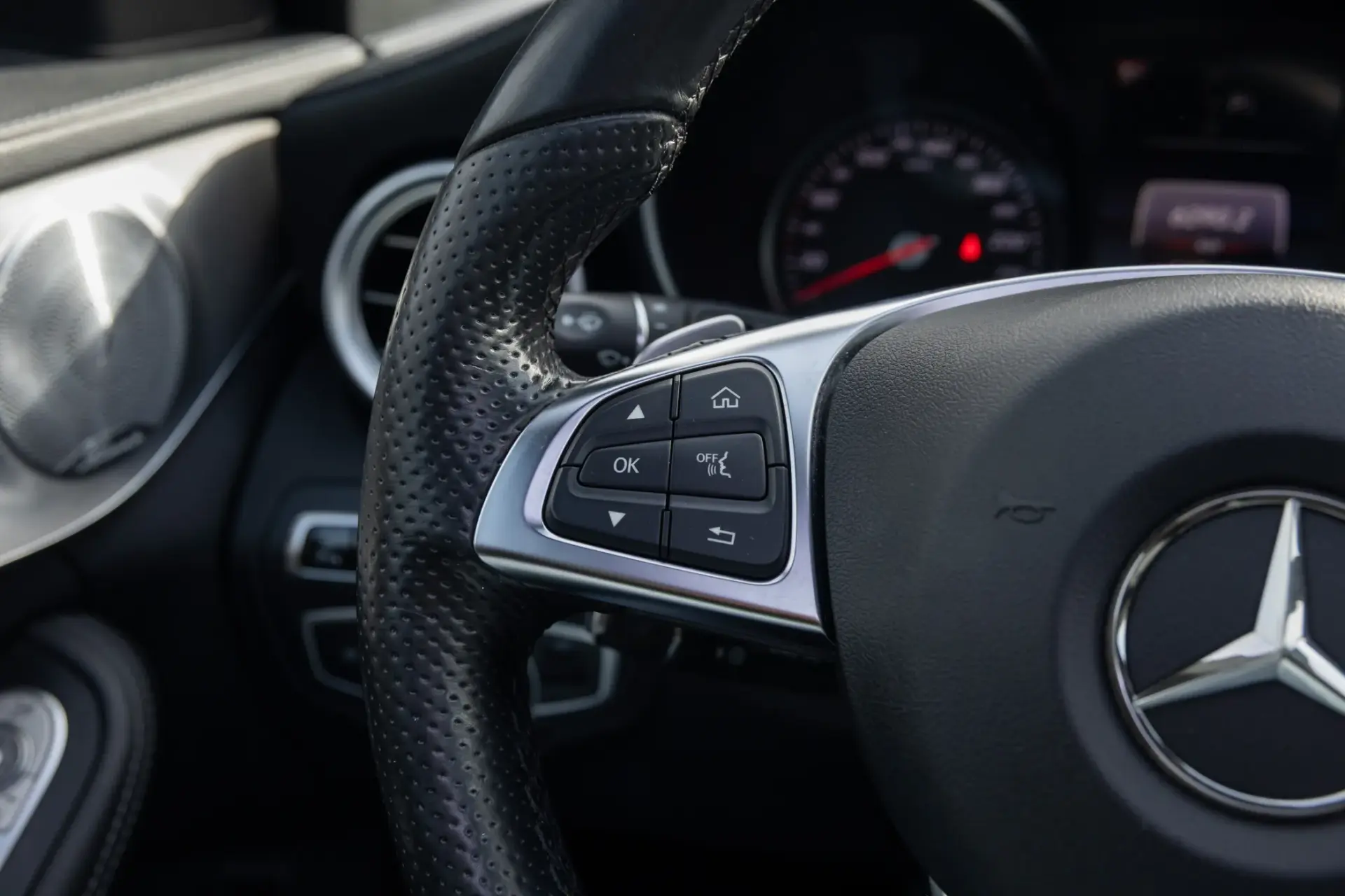 Mercedes-Benz C 220 BlueTEC AMG Line Aut. 44