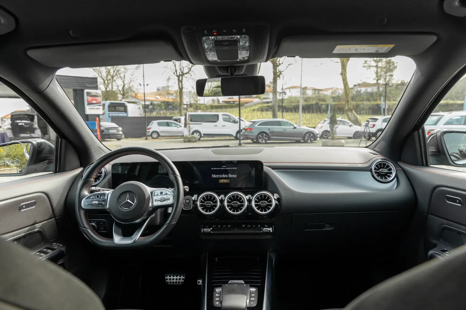 Mercedes-Benz EQA 250 AMG Line 16