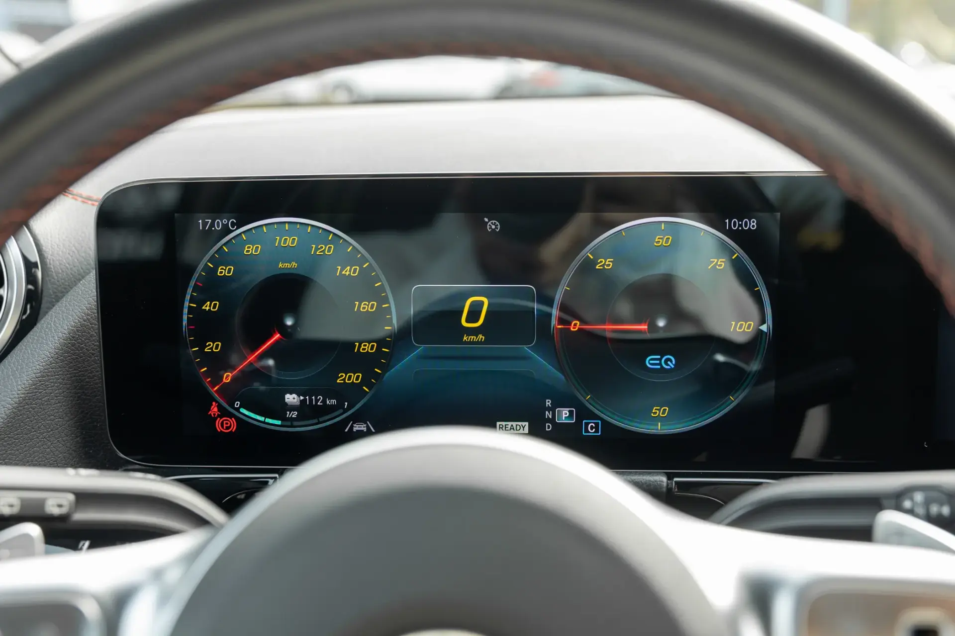 Mercedes-Benz EQA 250 AMG Line 18