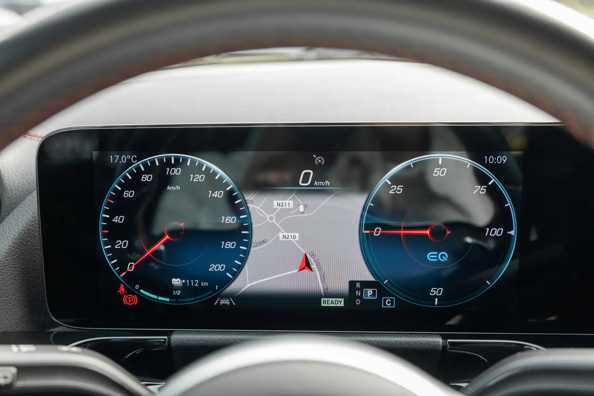 Mercedes-Benz EQA 250 AMG Line 23