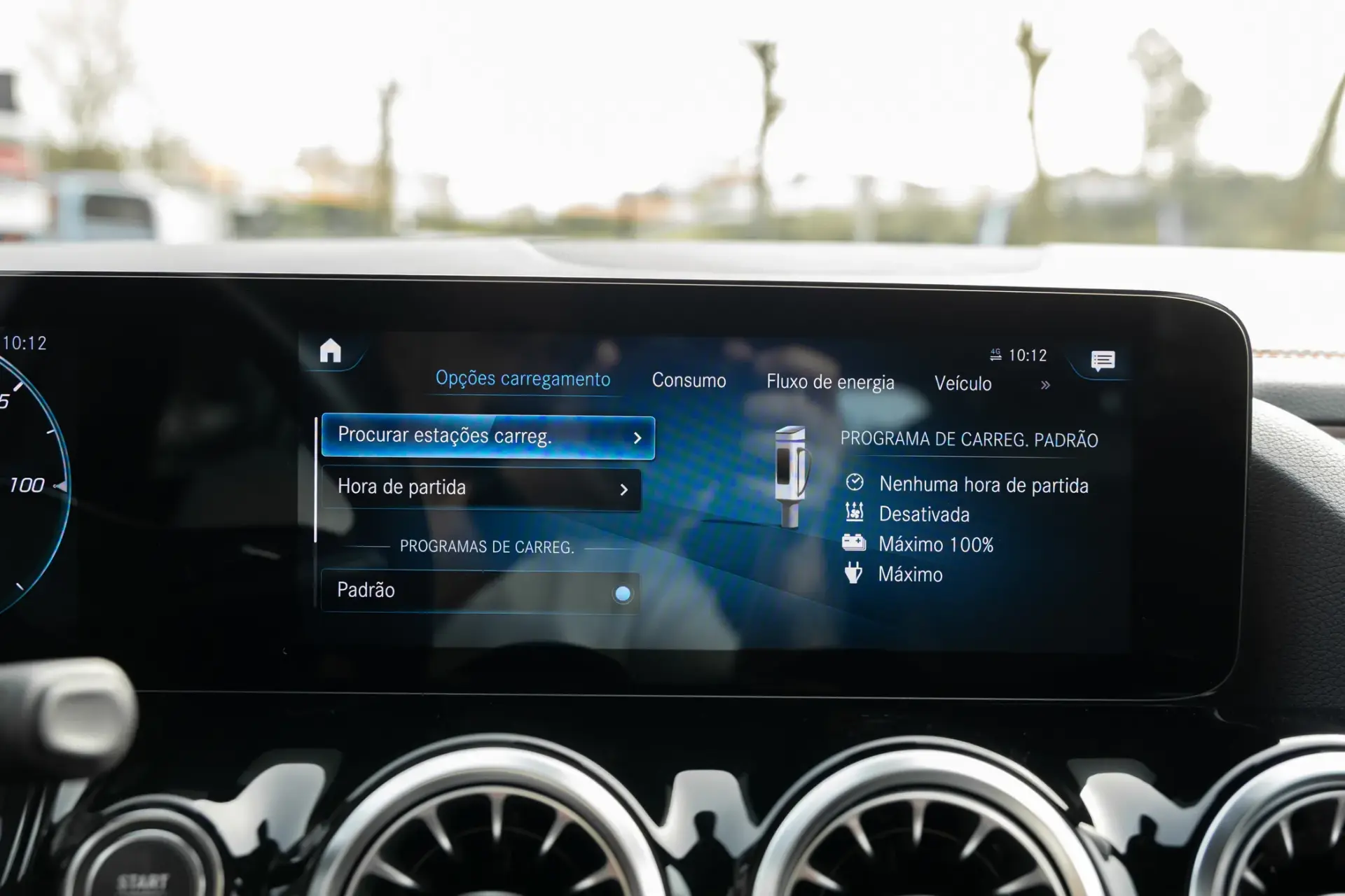 Mercedes-Benz EQA 250 AMG Line 32