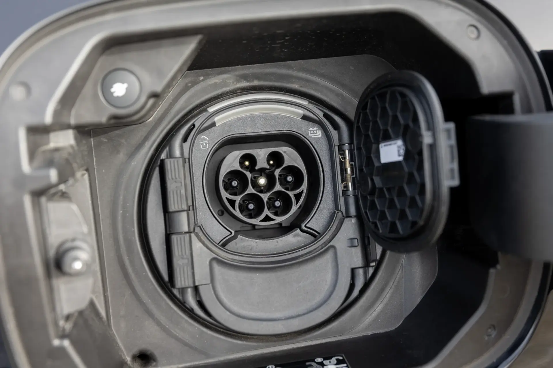 Mercedes-Benz EQA 250 AMG Line 46