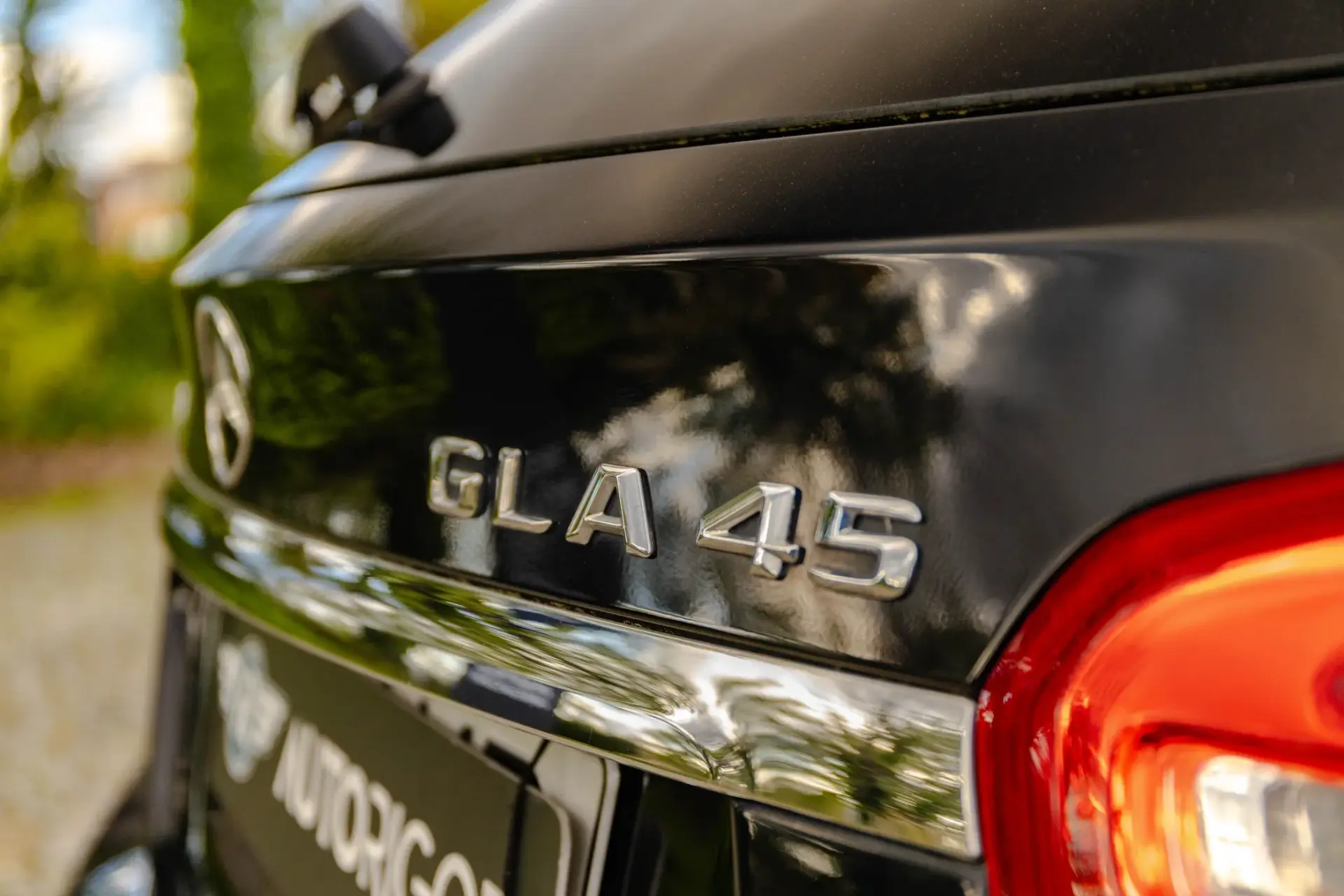 Mercedes-Benz GLA 45 AMG 4-Matic 10