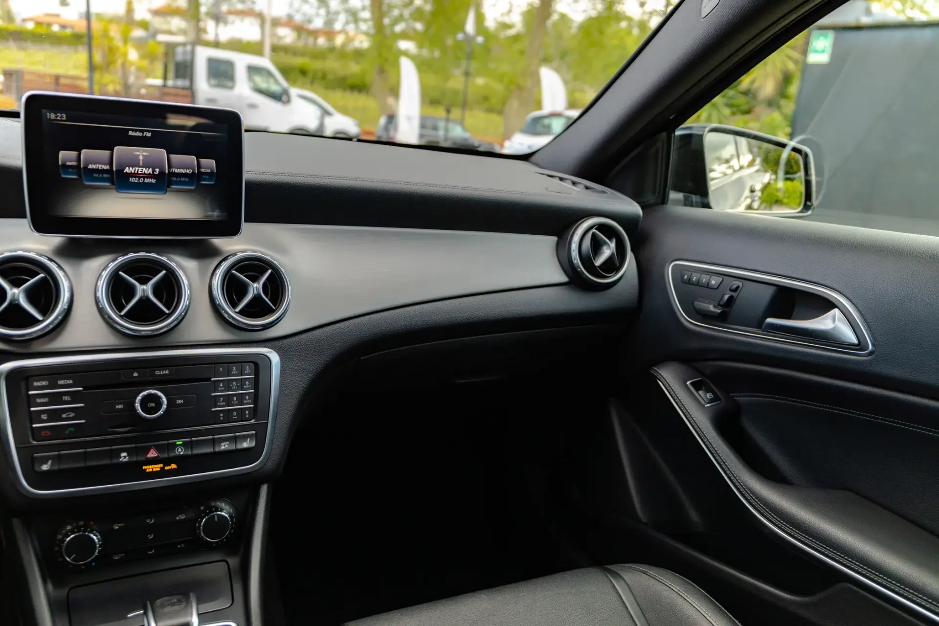 Mercedes-Benz GLA 45 AMG 4-Matic 16