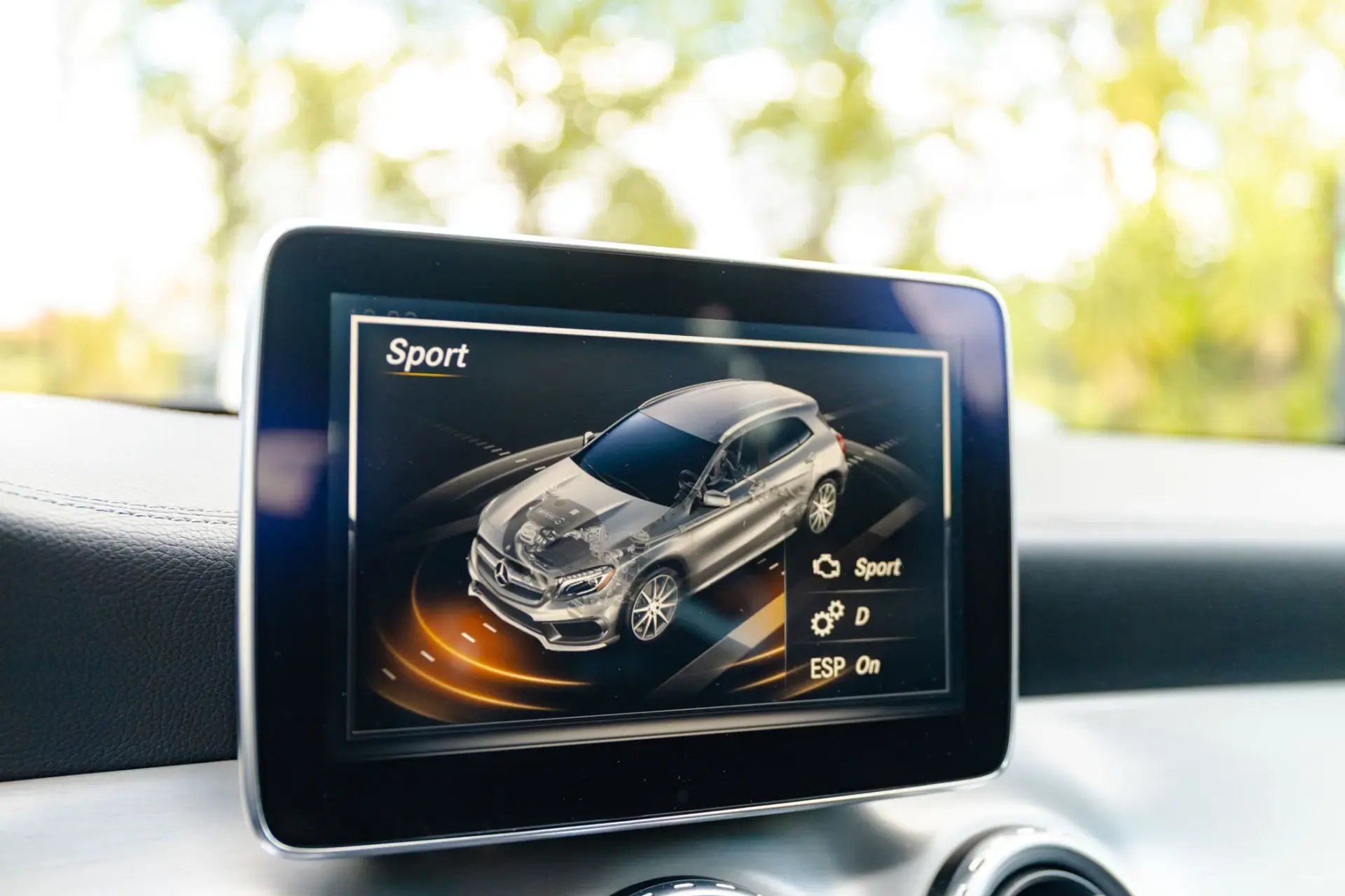 Mercedes-Benz GLA 45 AMG 4-Matic 20