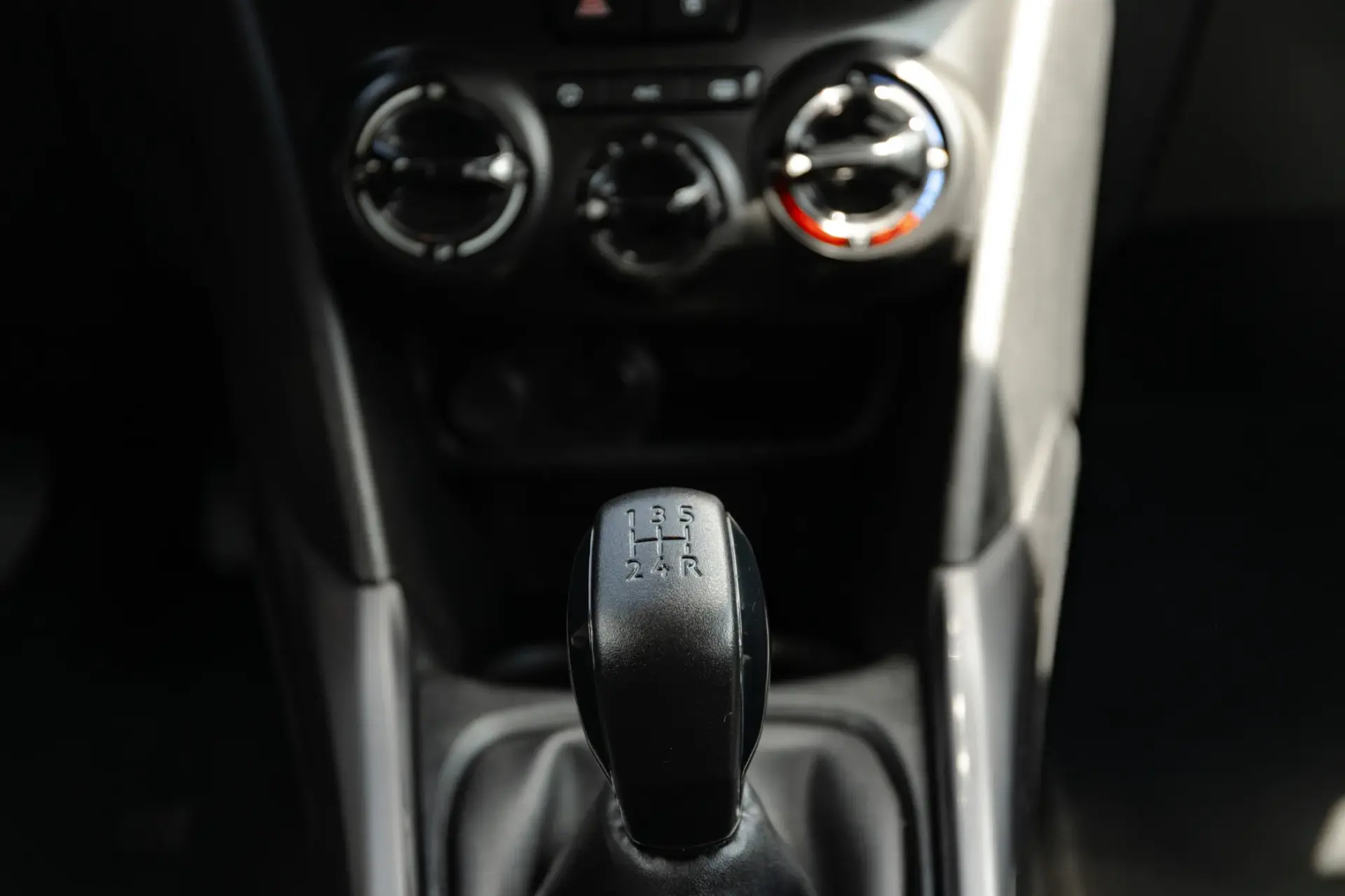 Peugeot 2008 1.6 BlueHDi Style 15