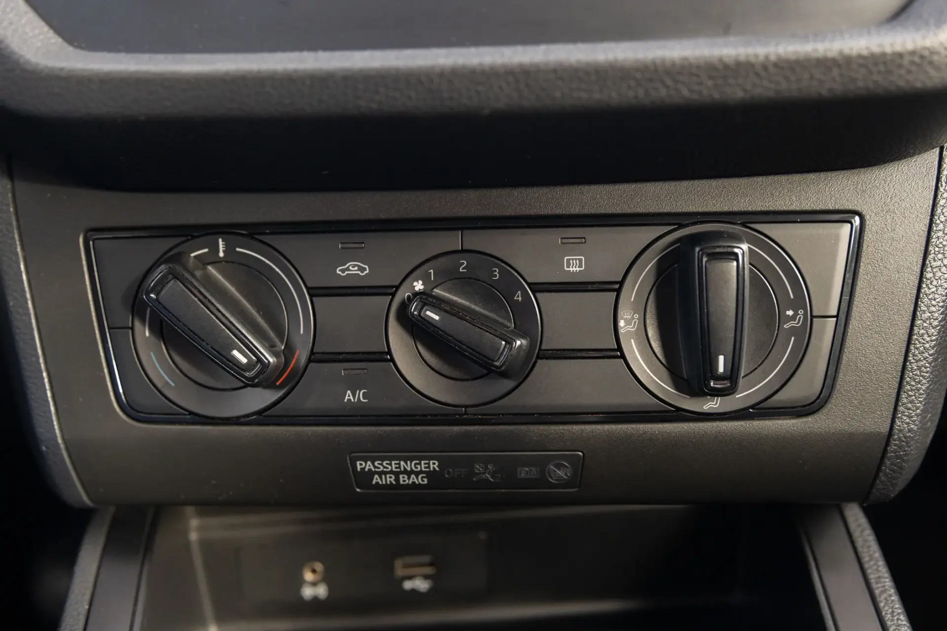 SEAT Ibiza 1.6 TDI Style 17