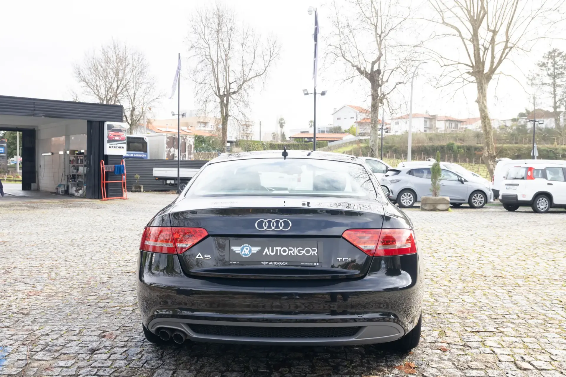 Audi A5 2.0 TDi S-line 5