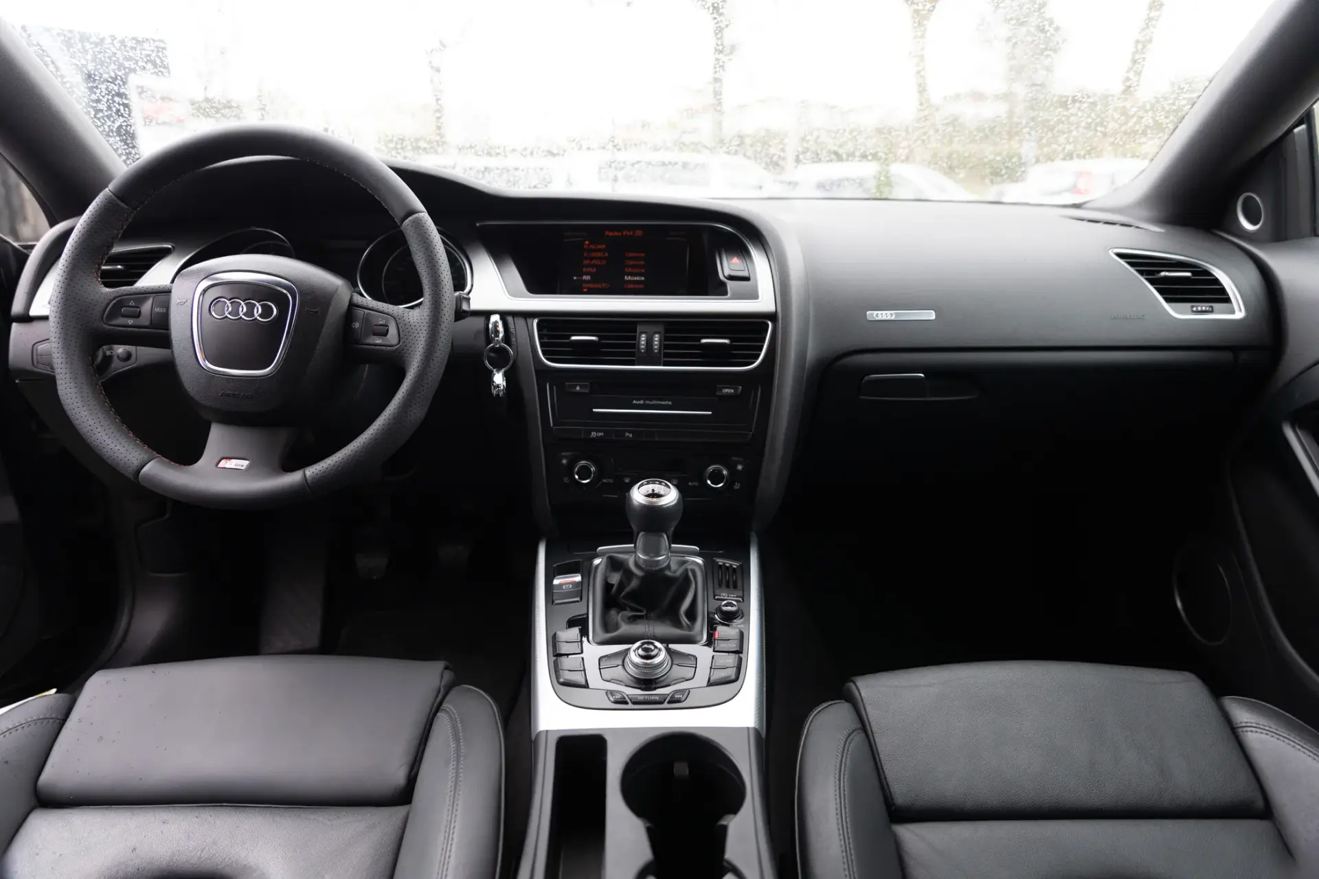 Audi A5 2.0 TDi S-line 10