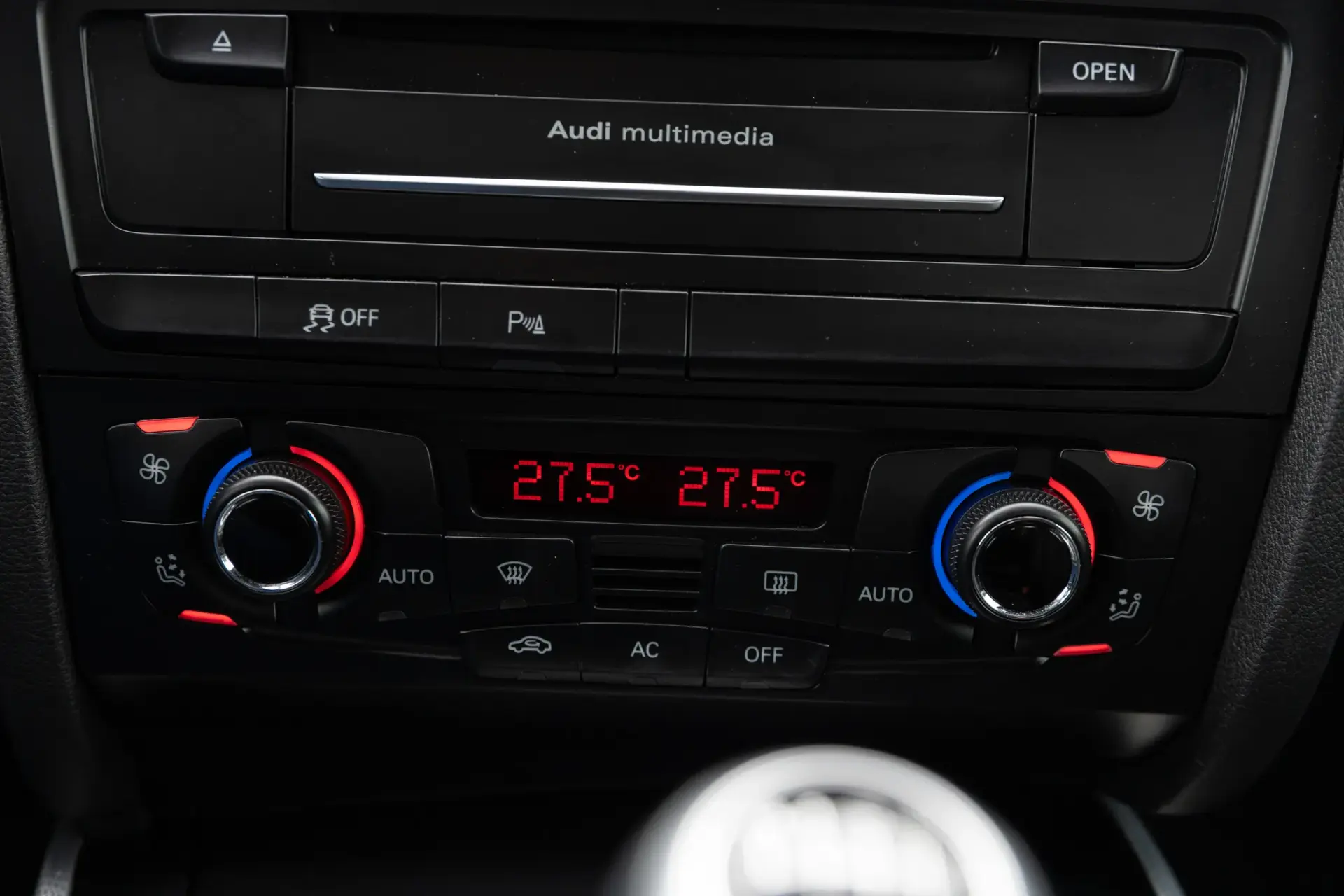 Audi A5 2.0 TDi S-line 31
