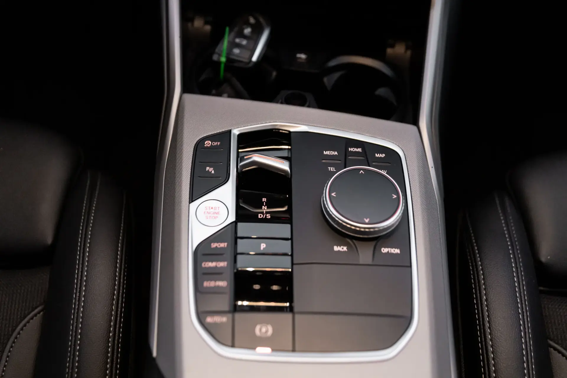 BMW 320 d Touring Pack Desportivo M Auto 14