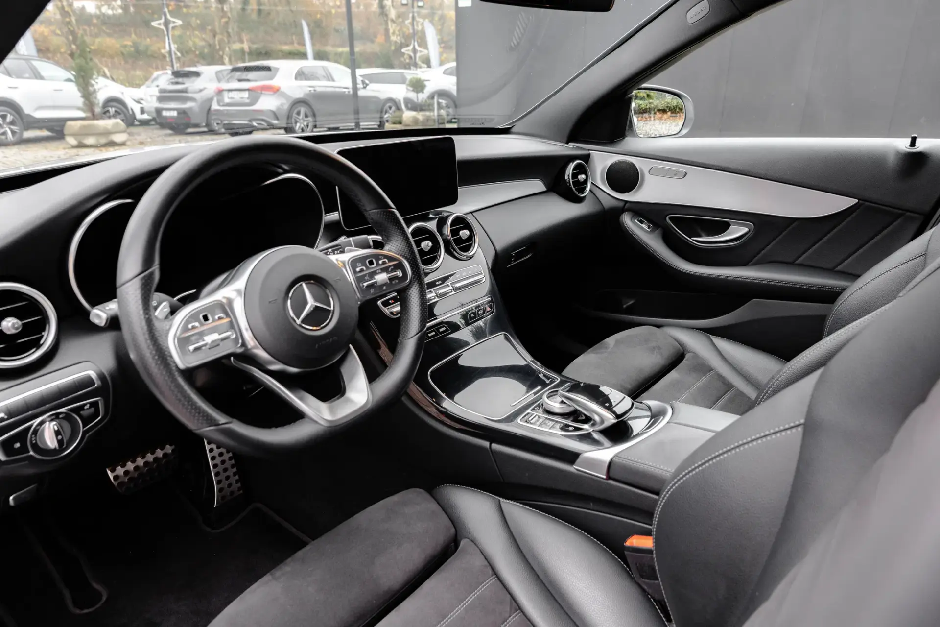 Mercedes-Benz C 220 d AMG Line 11