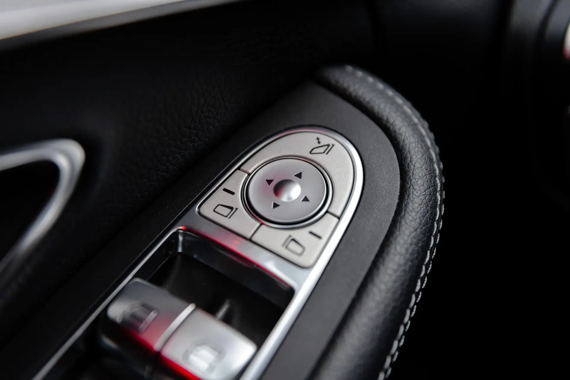 Mercedes-Benz C 220 d AMG Line 36