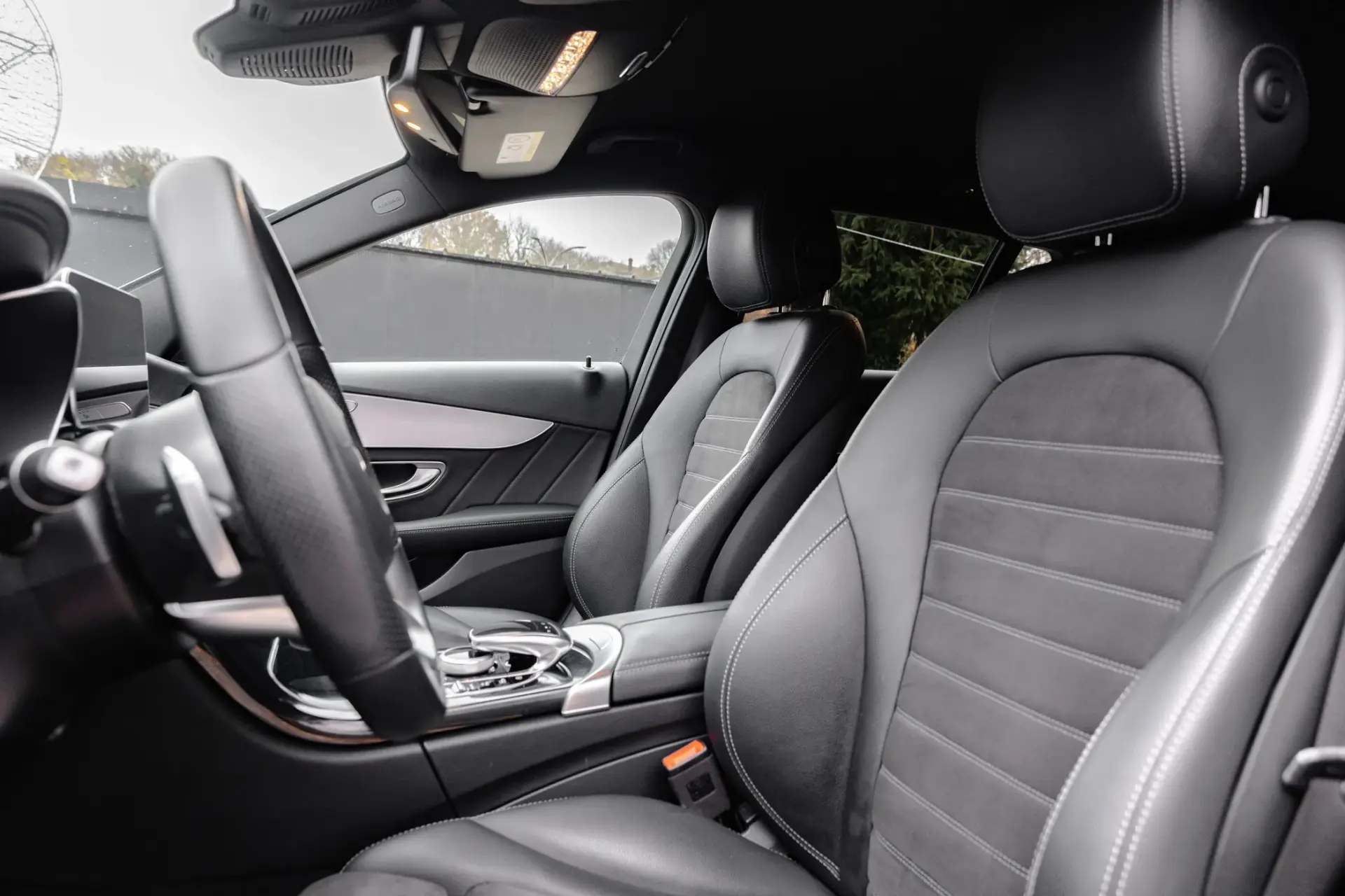 Mercedes-Benz C 220 d AMG Line 38