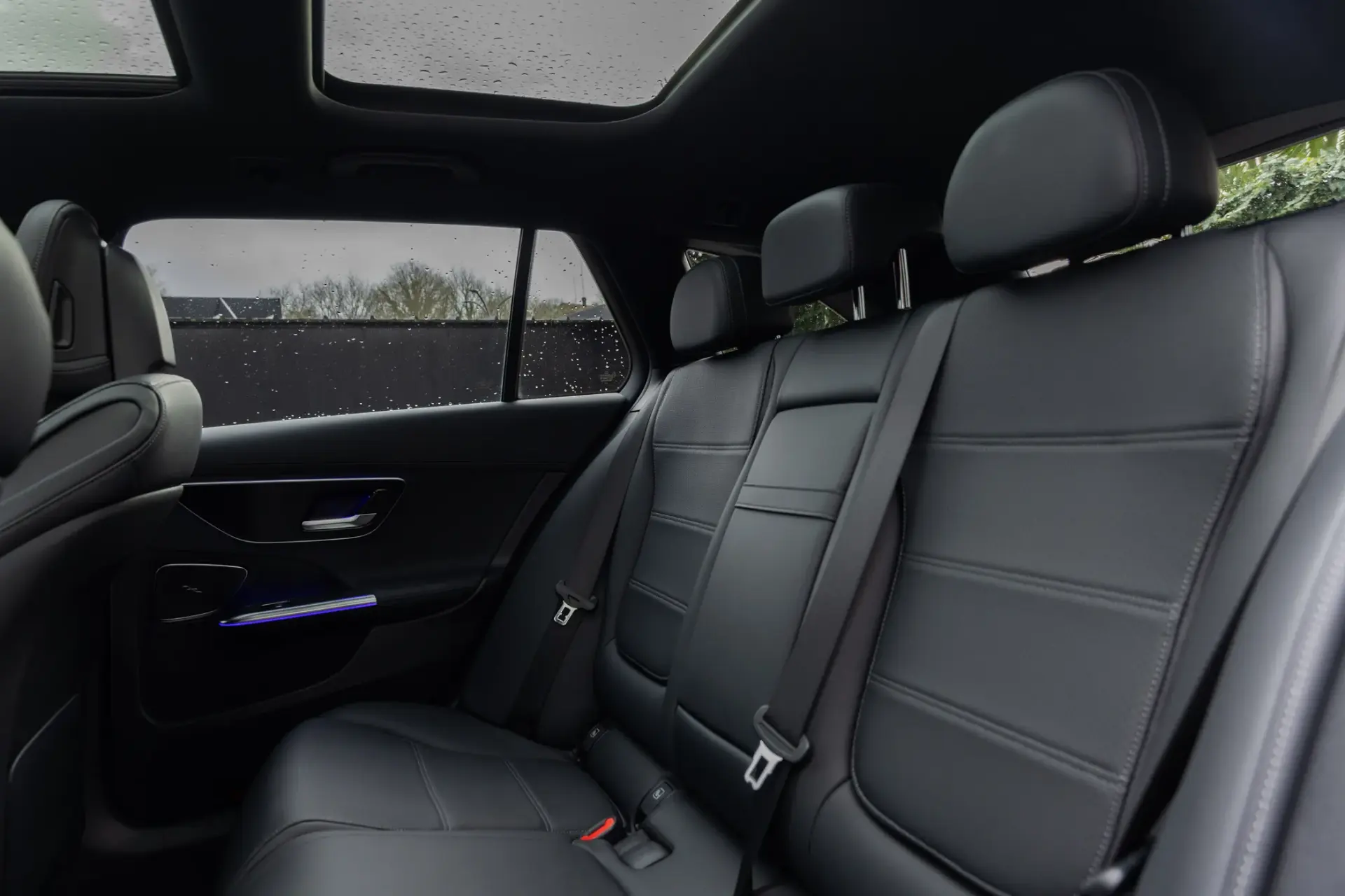 Mercedes-Benz C 300 e AMG Line 56