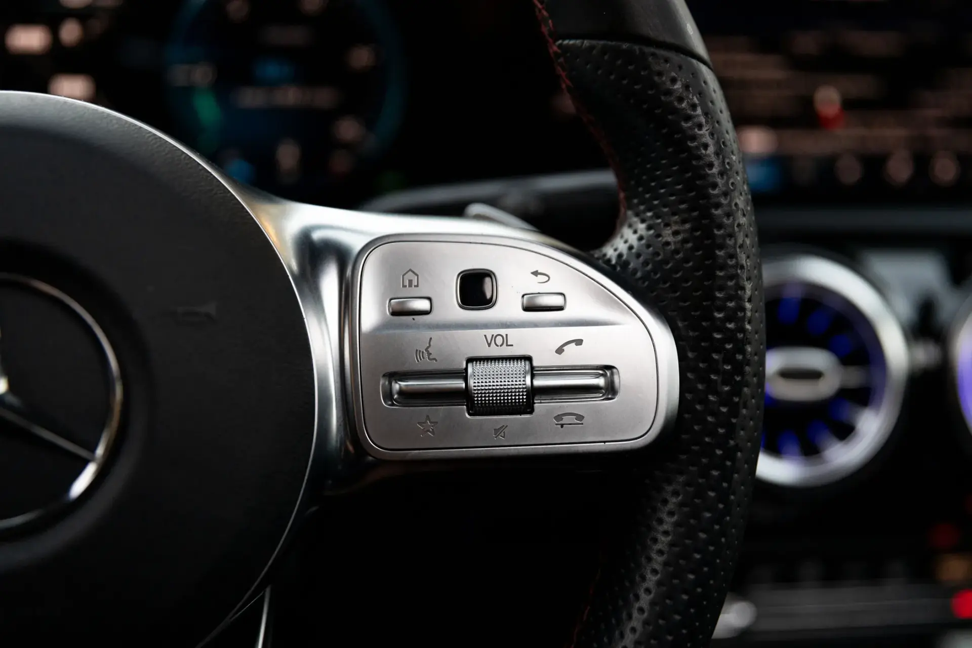 Mercedes-Benz CLA 180 d AMG Line Aut. 26