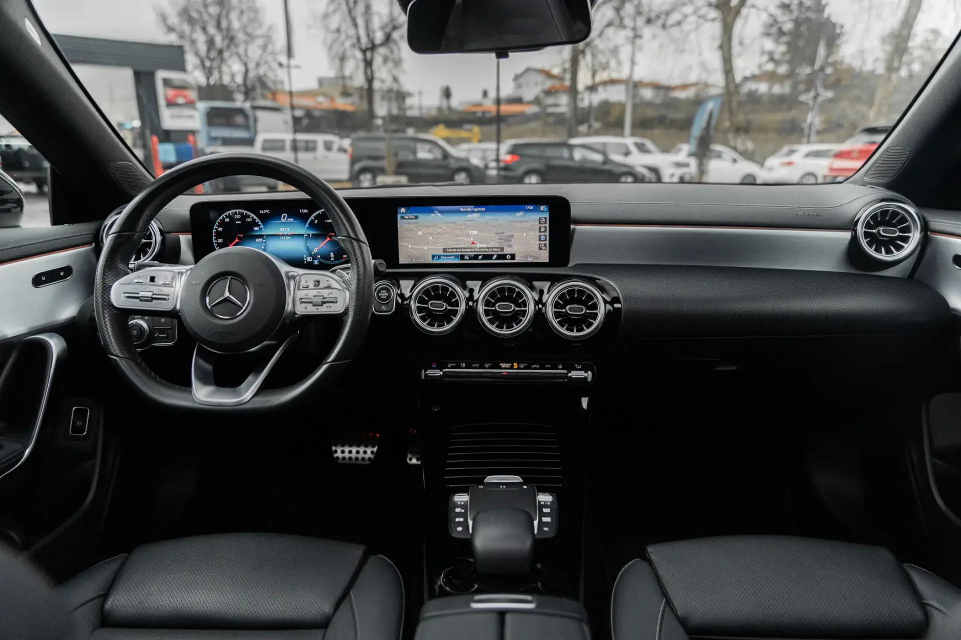 Mercedes-Benz CLA 200 d AMG Line Aut. 13
