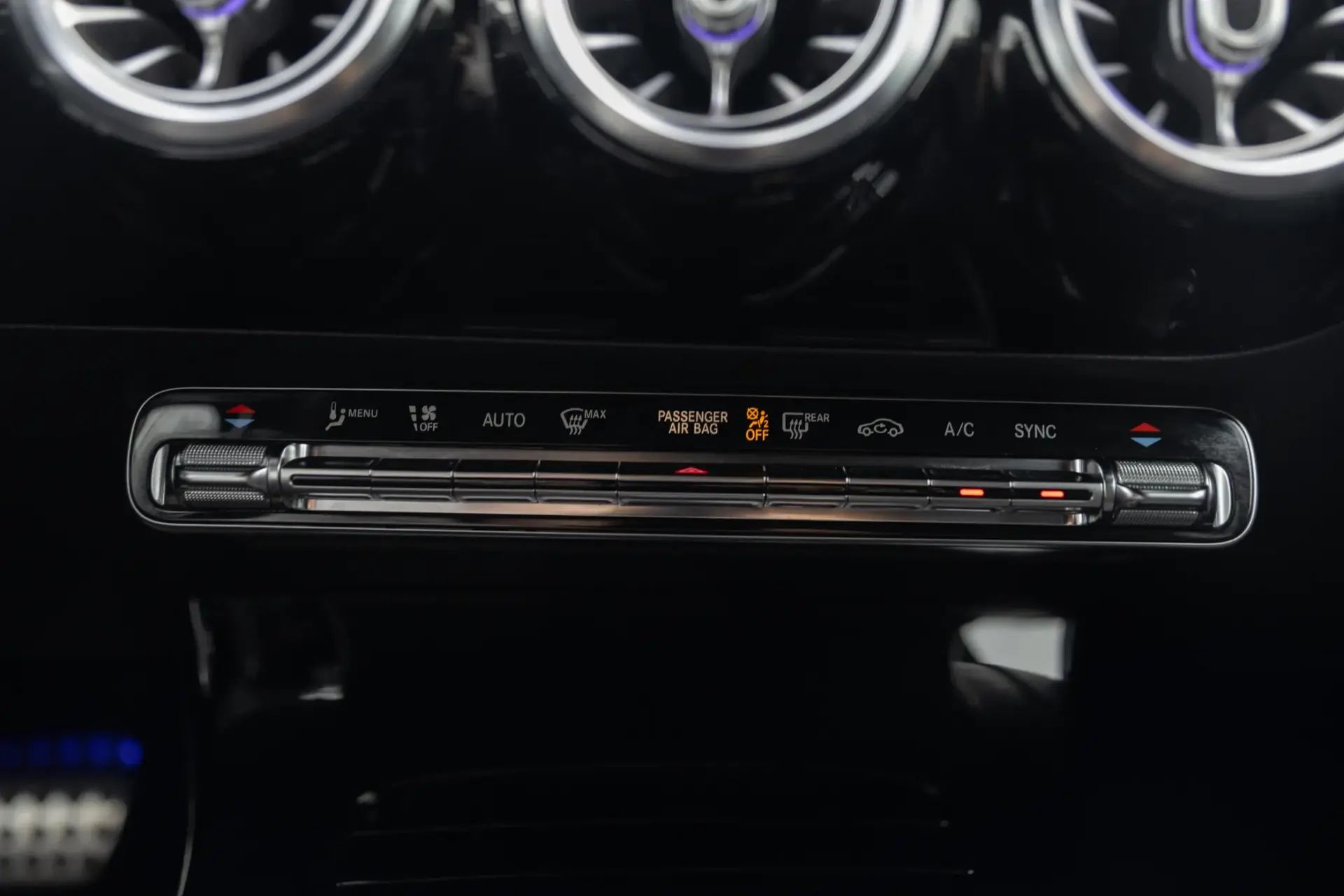 Mercedes-Benz CLA 250 AMG Line Aut. 37