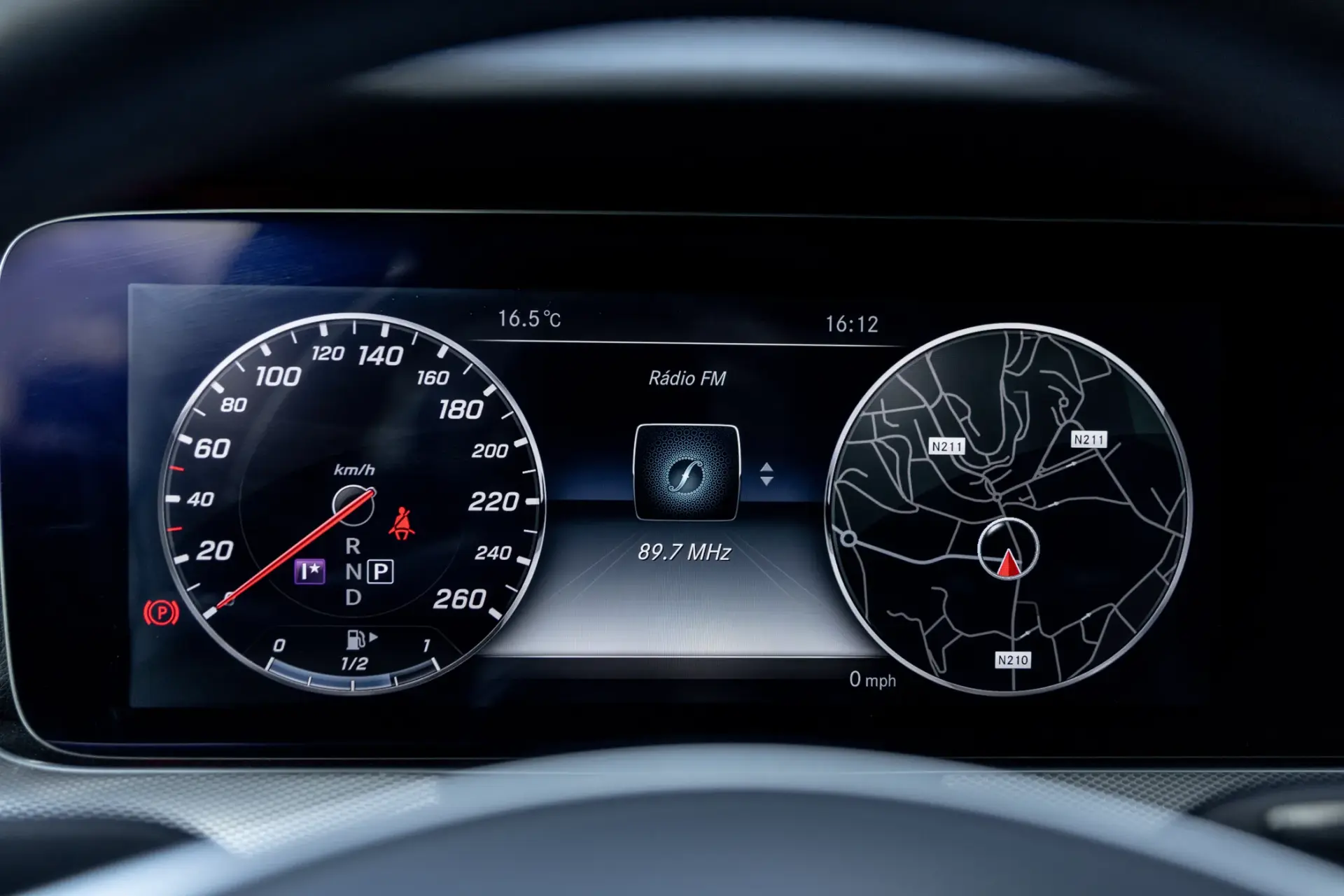 Mercedes-Benz E 220 d AMG 19