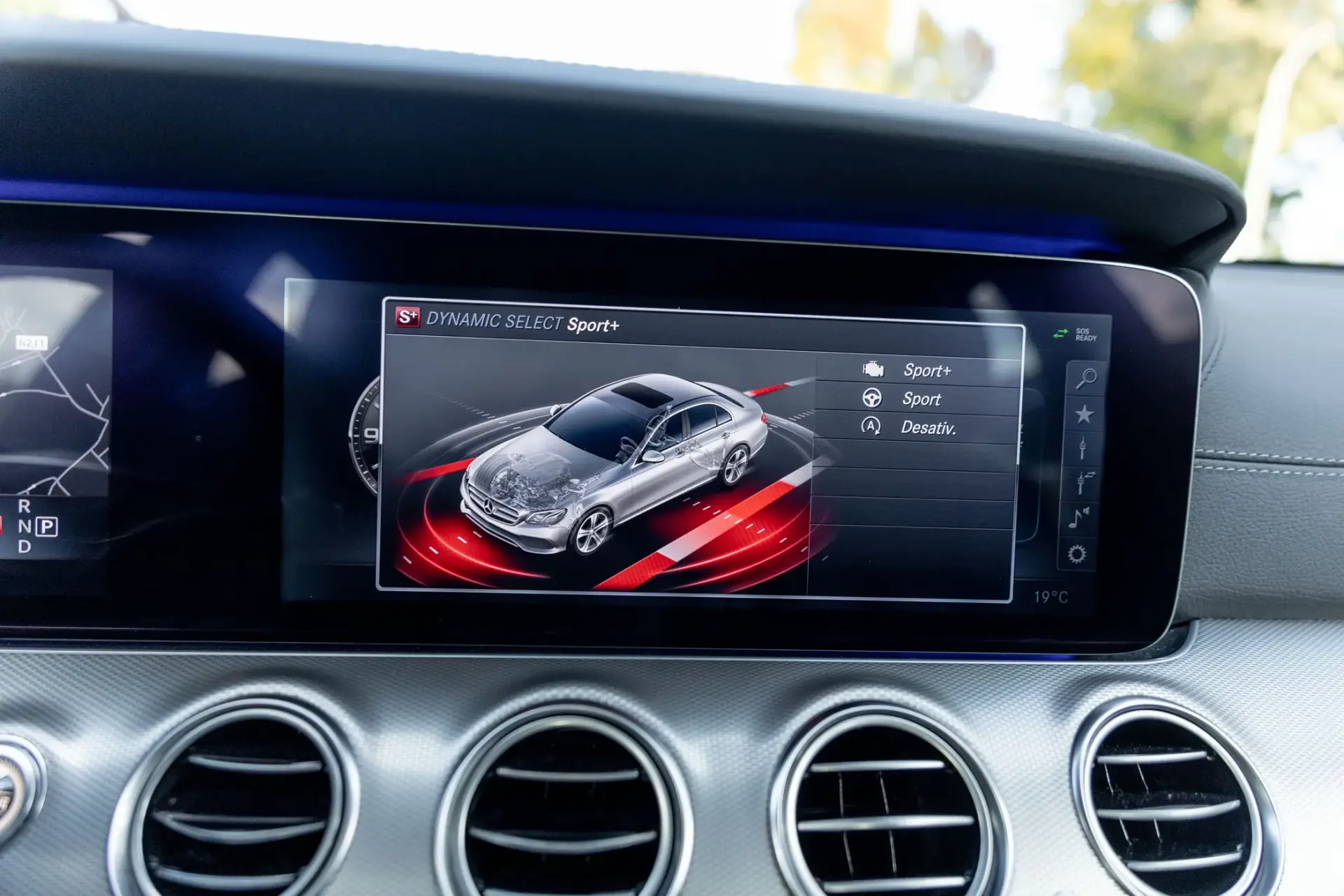 Mercedes-Benz E 220 d AMG 23