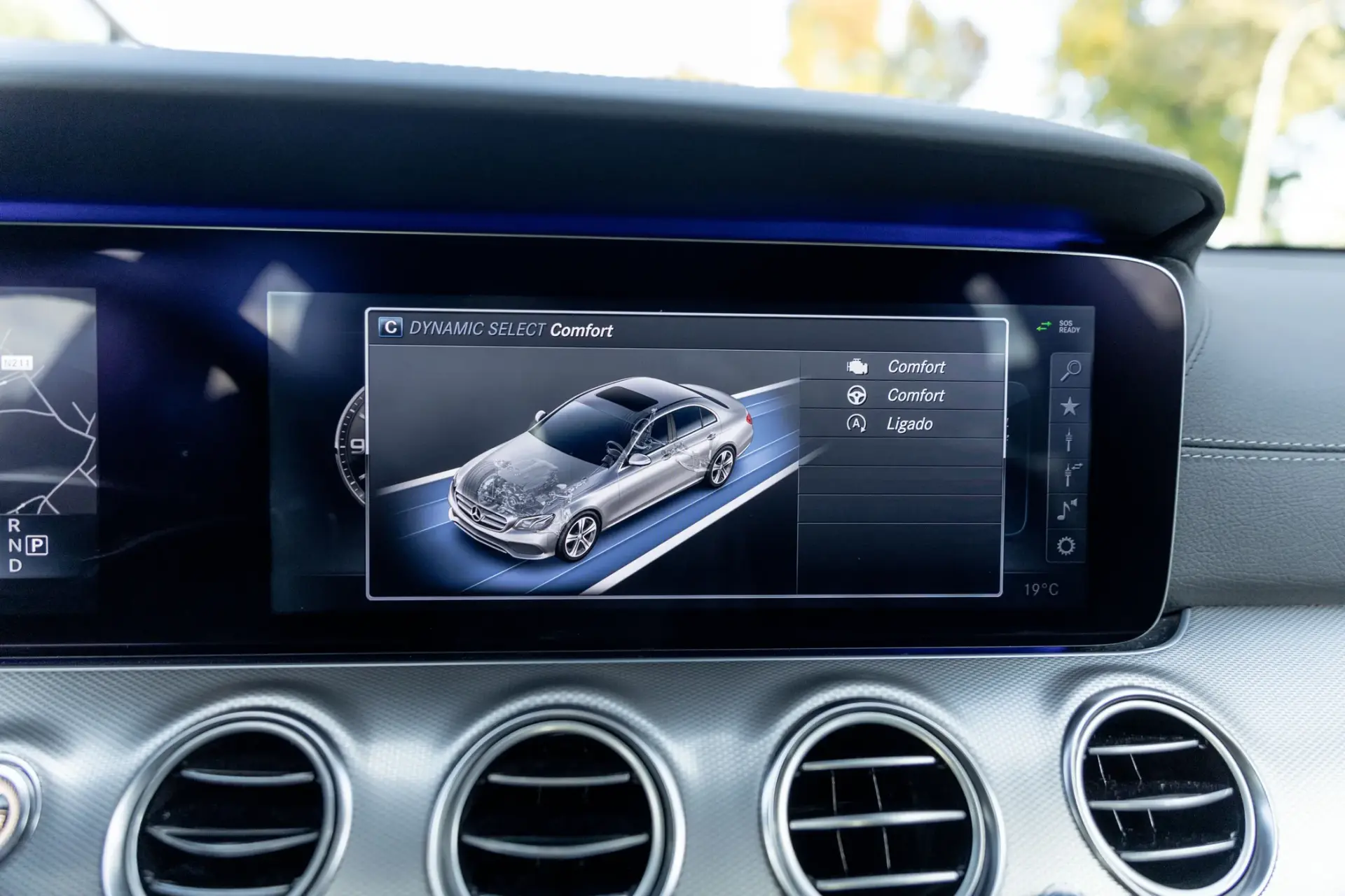 Mercedes-Benz E 220 d AMG 25