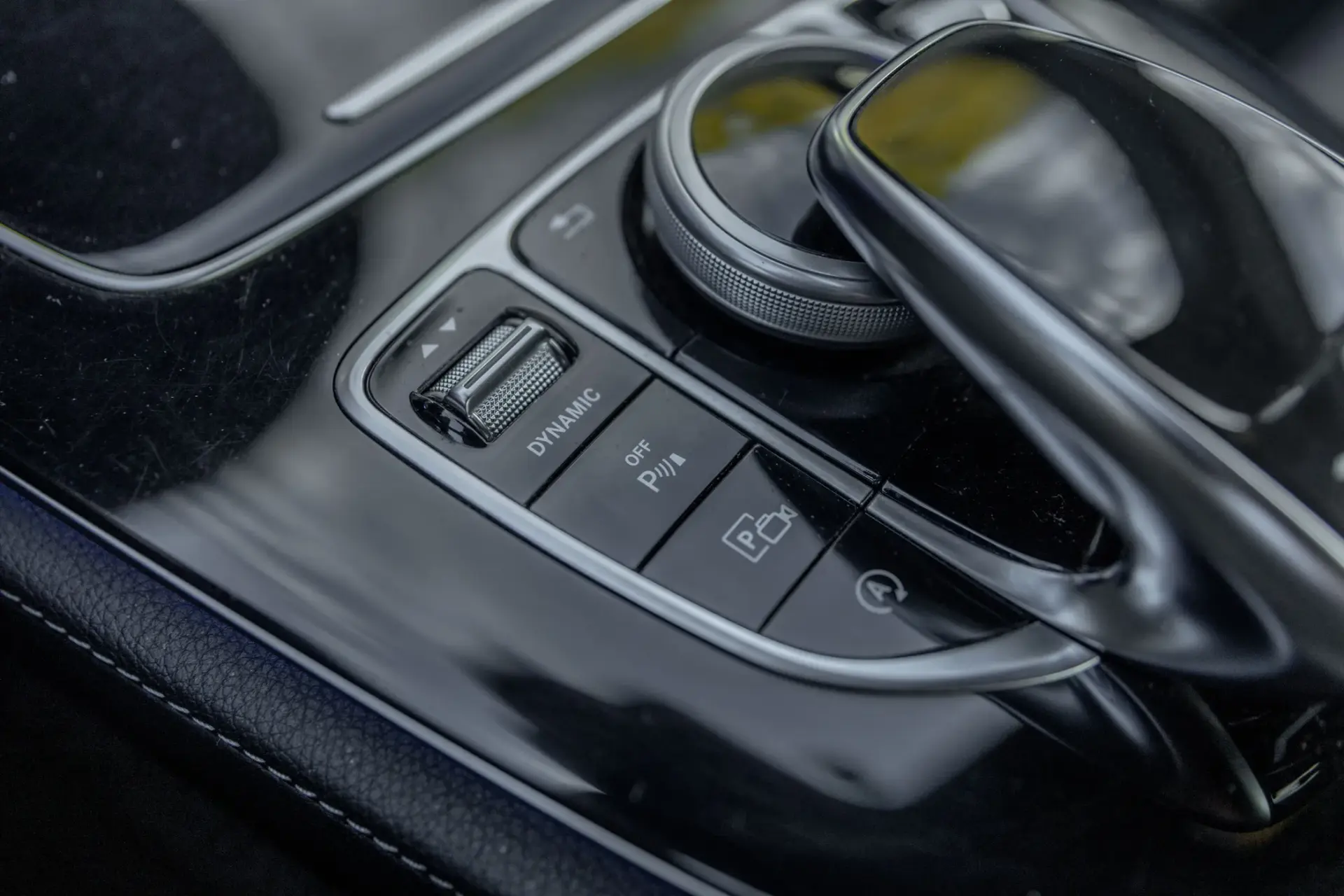 Mercedes-Benz E 220 d AMG 41