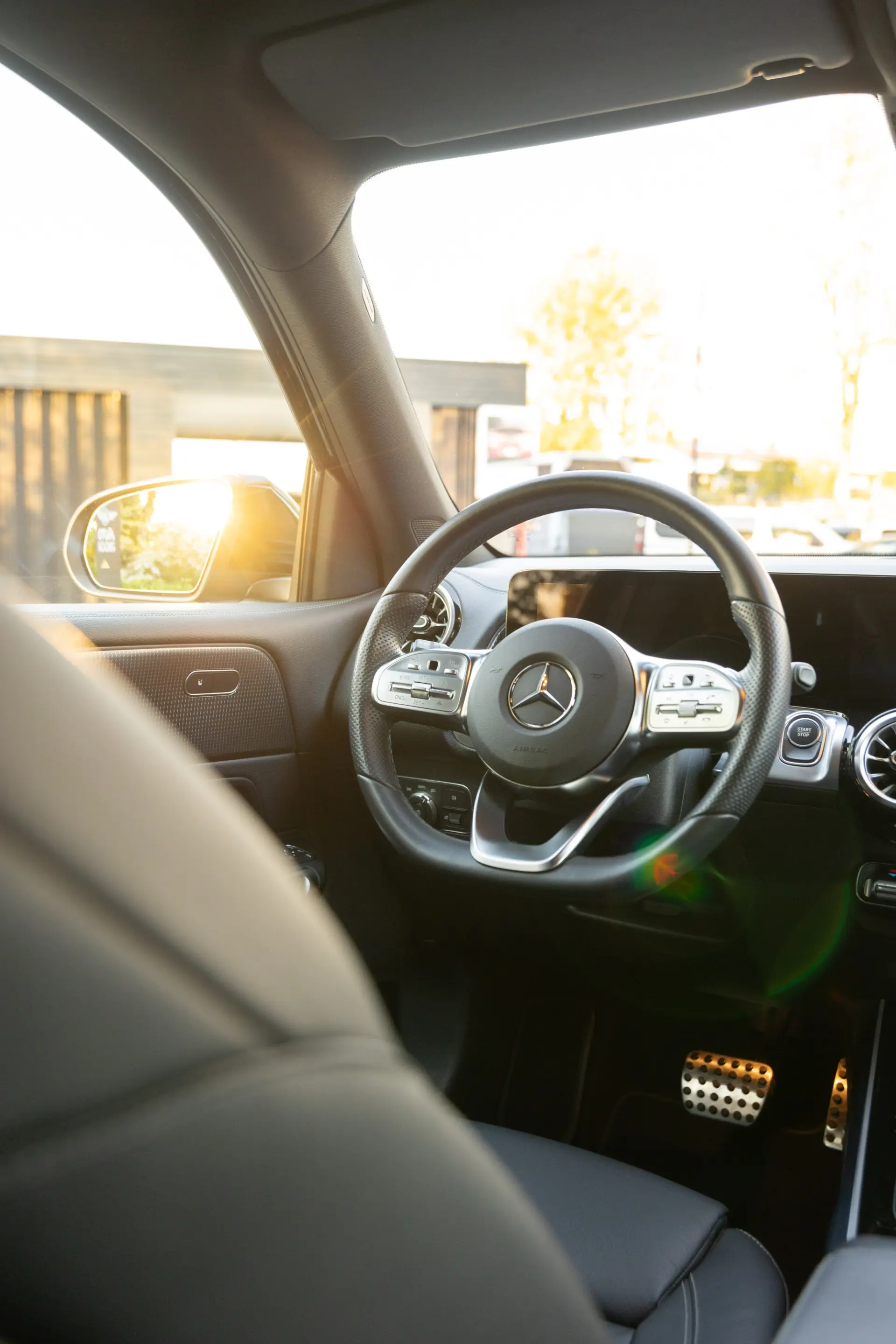 Mercedes-Benz EQB 300 4Matic AMG Line 19