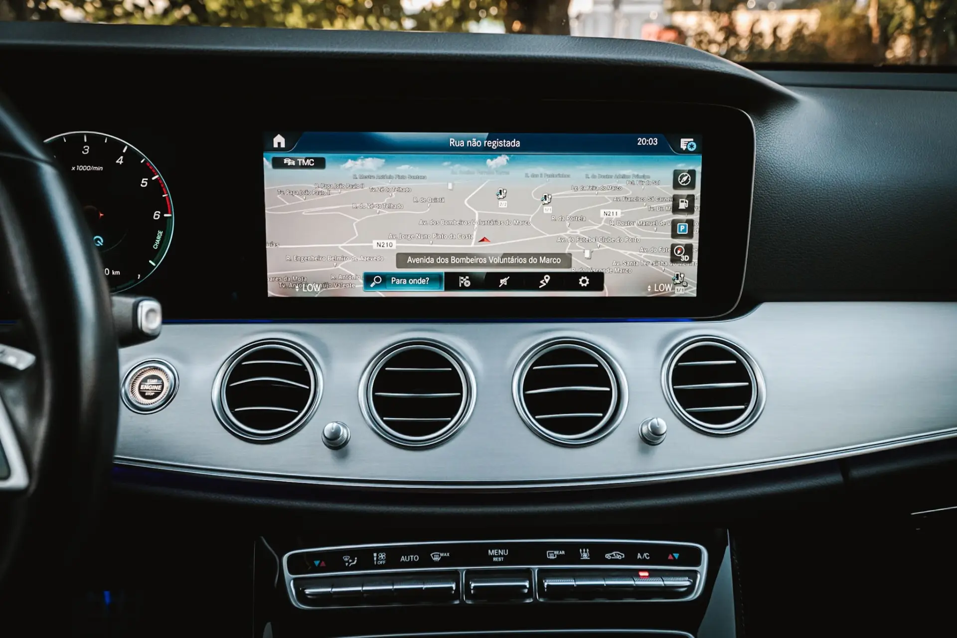Mercedes-Benz E 300 25