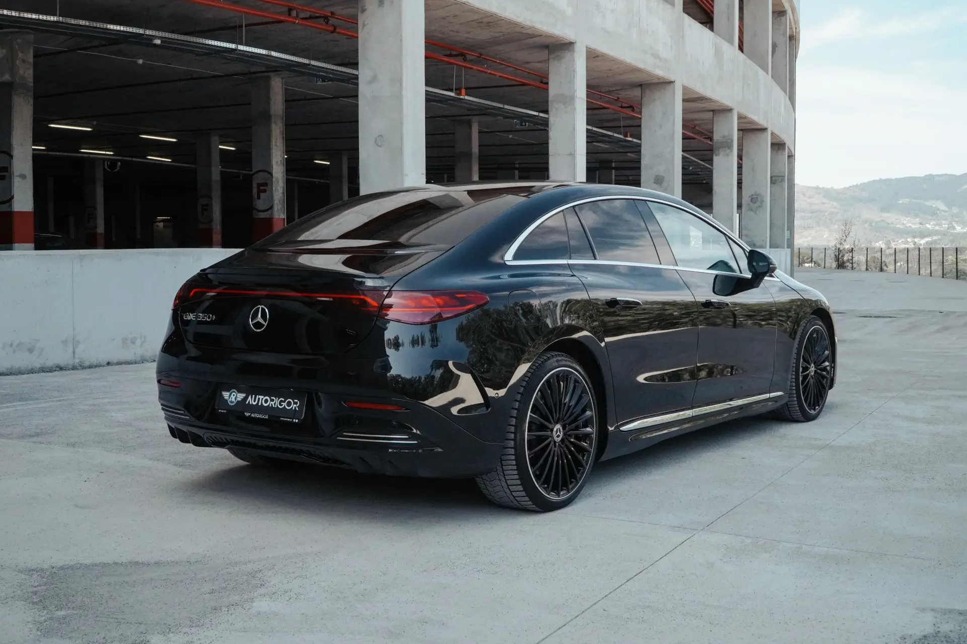 Mercedes-Benz EQE SUV 350+ AMG Line Premium 6