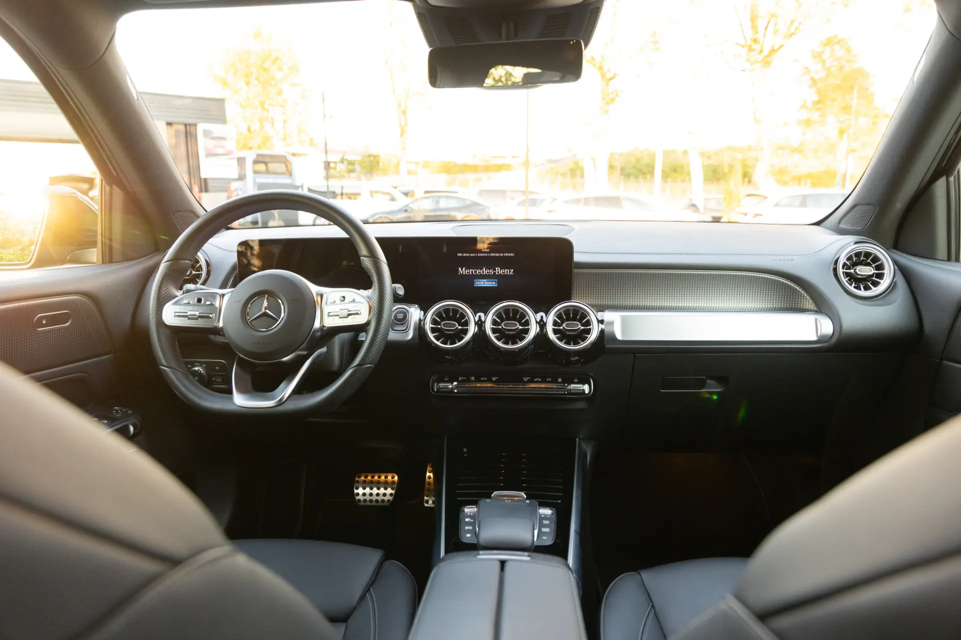 Mercedes-Benz EQB 300 4Matic AMG Line 17