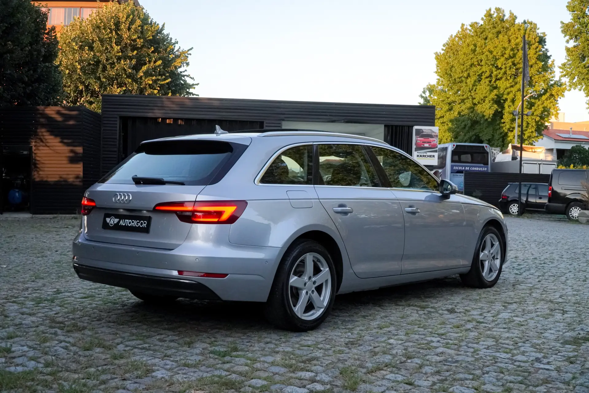 Audi A4 Avant 5