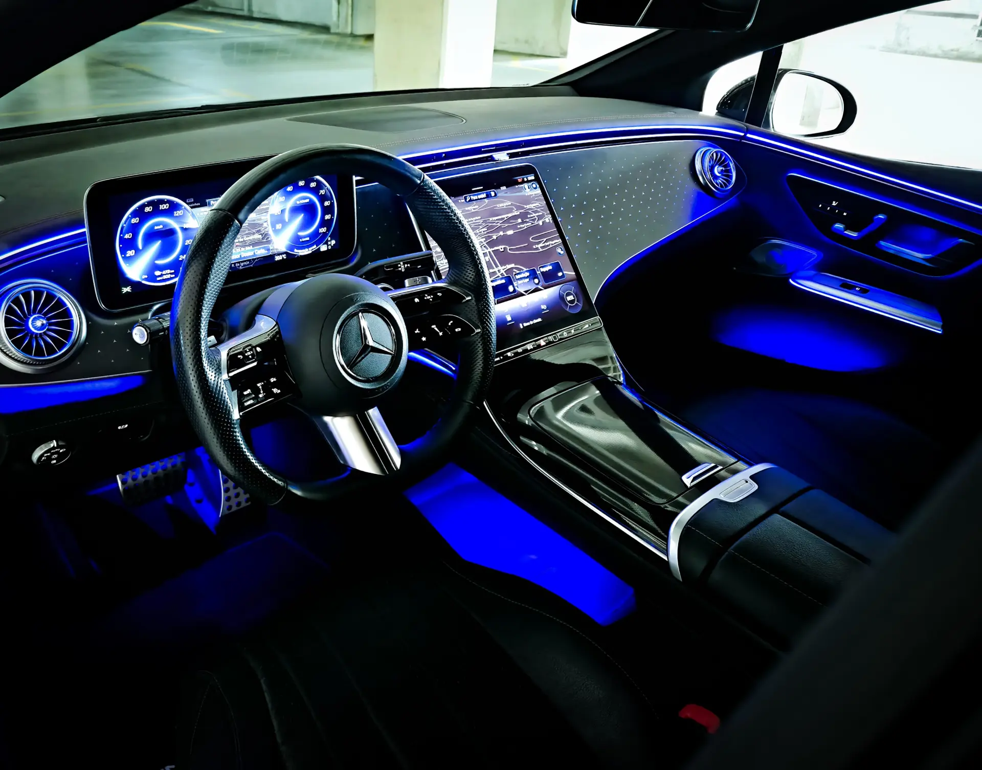 Mercedes-Benz EQE SUV 350+ AMG Line Premium 14