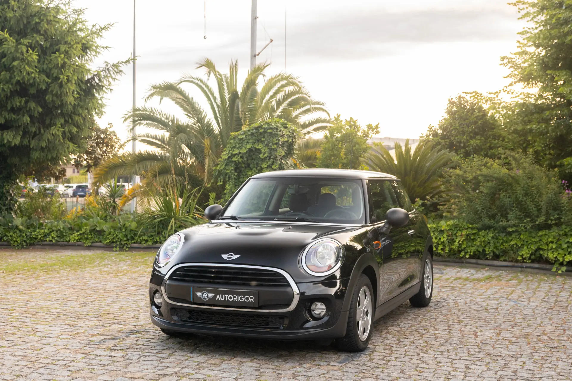 MINI 3 Portas One 2