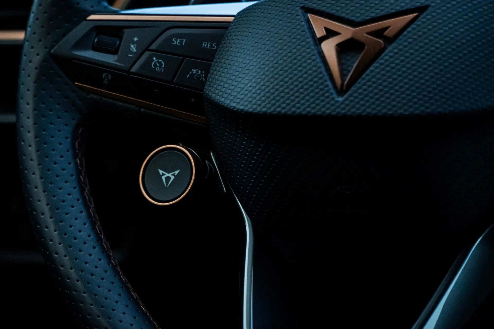 Cupra Formentor VZ 1.4 e-Hybrid DSG 41