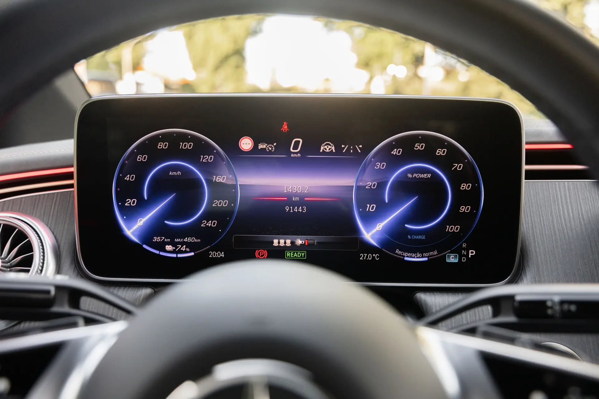 Mercedes-Benz EQE 300 Electric Art 19