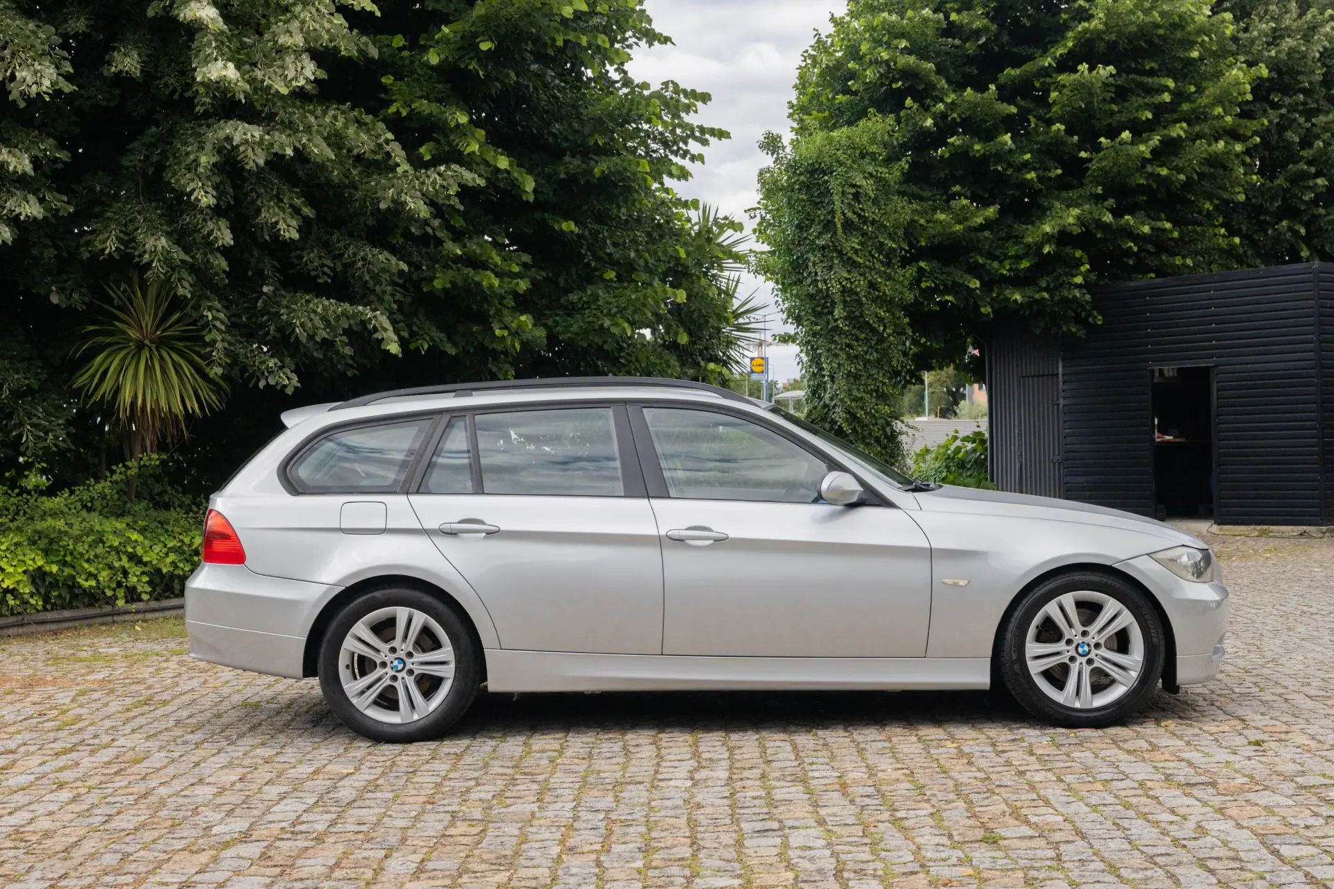 BMW 318 D Edition Sport 6