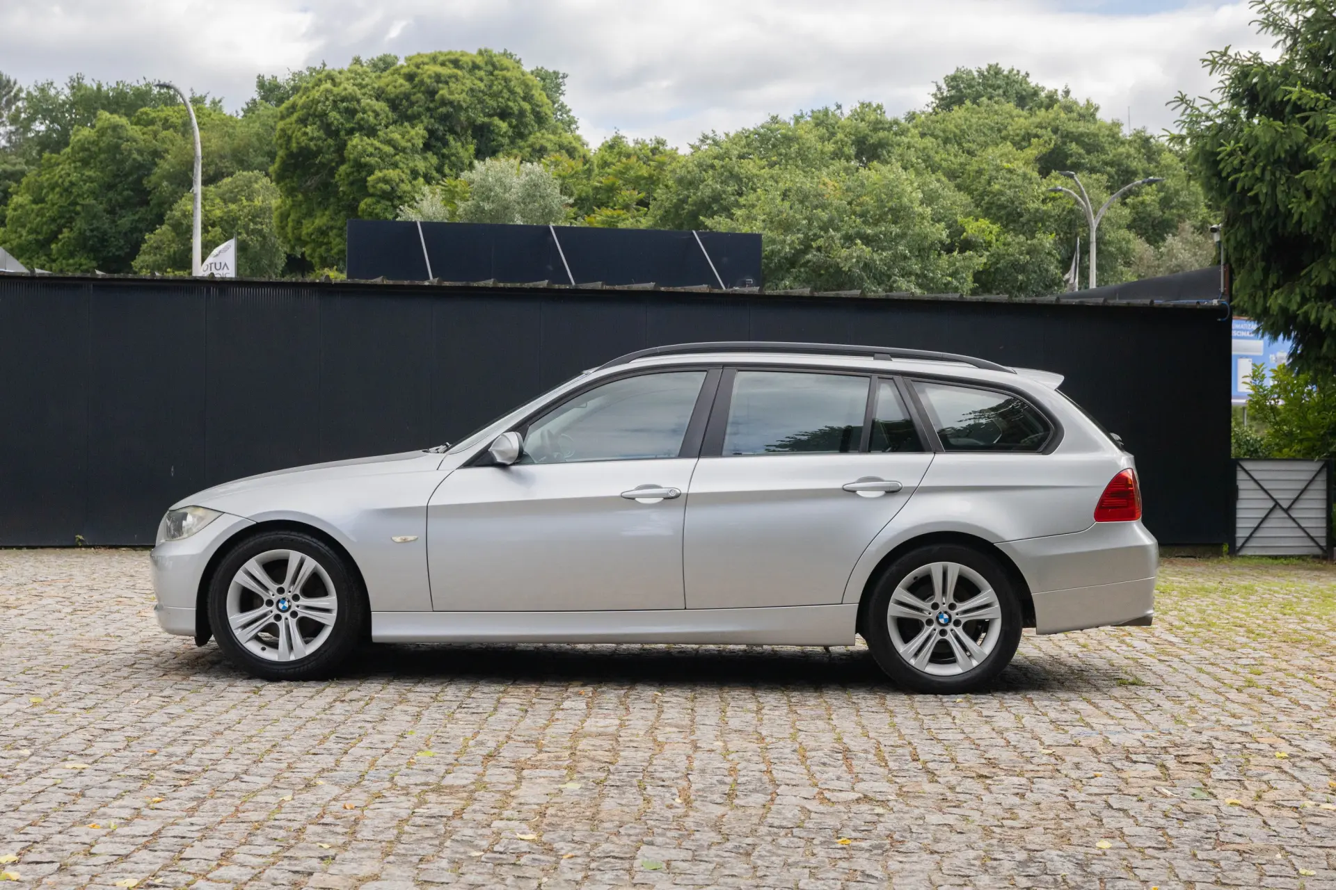 BMW 318 D Edition Sport 4