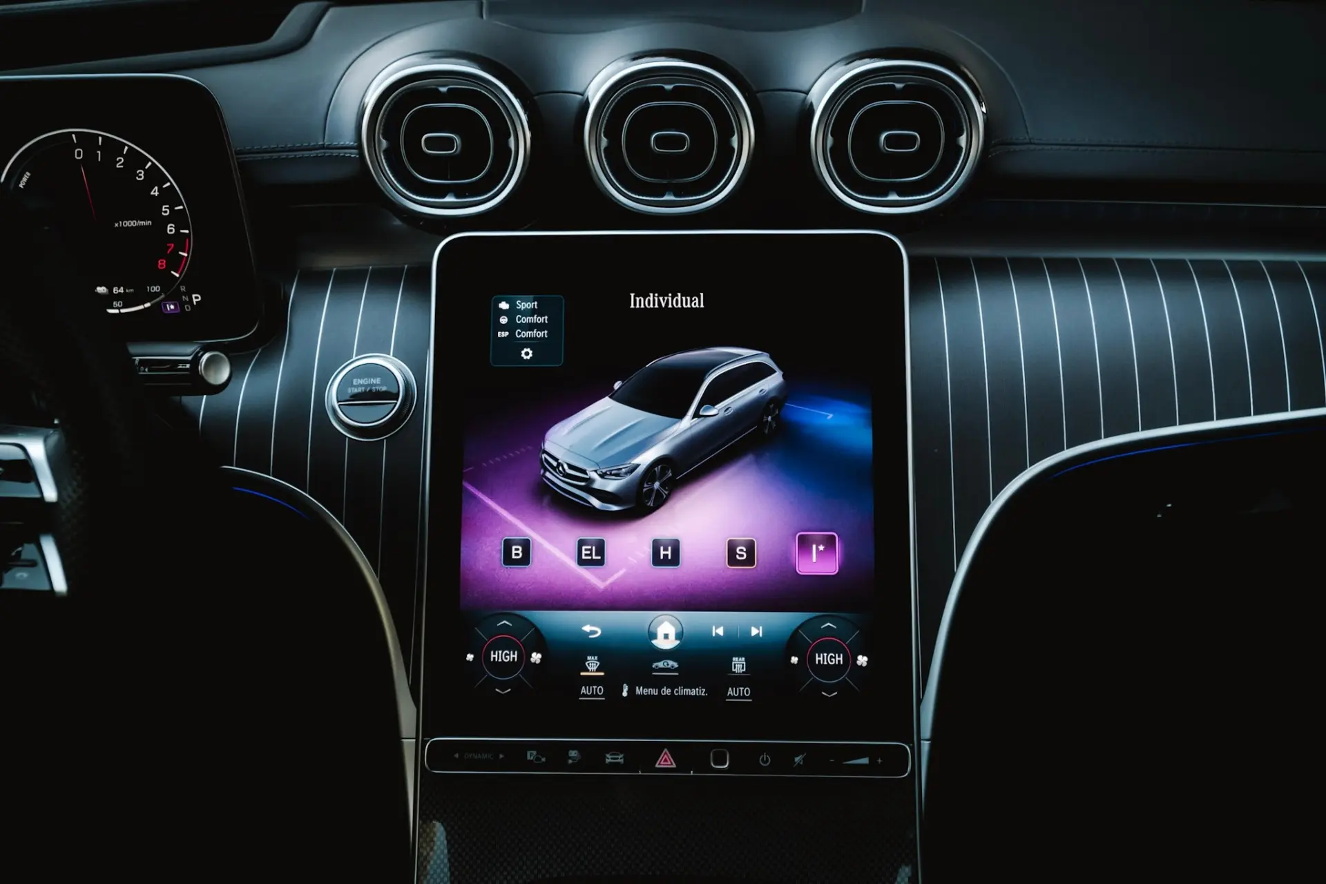 Mercedes-Benz C 300 e AMG Line 28