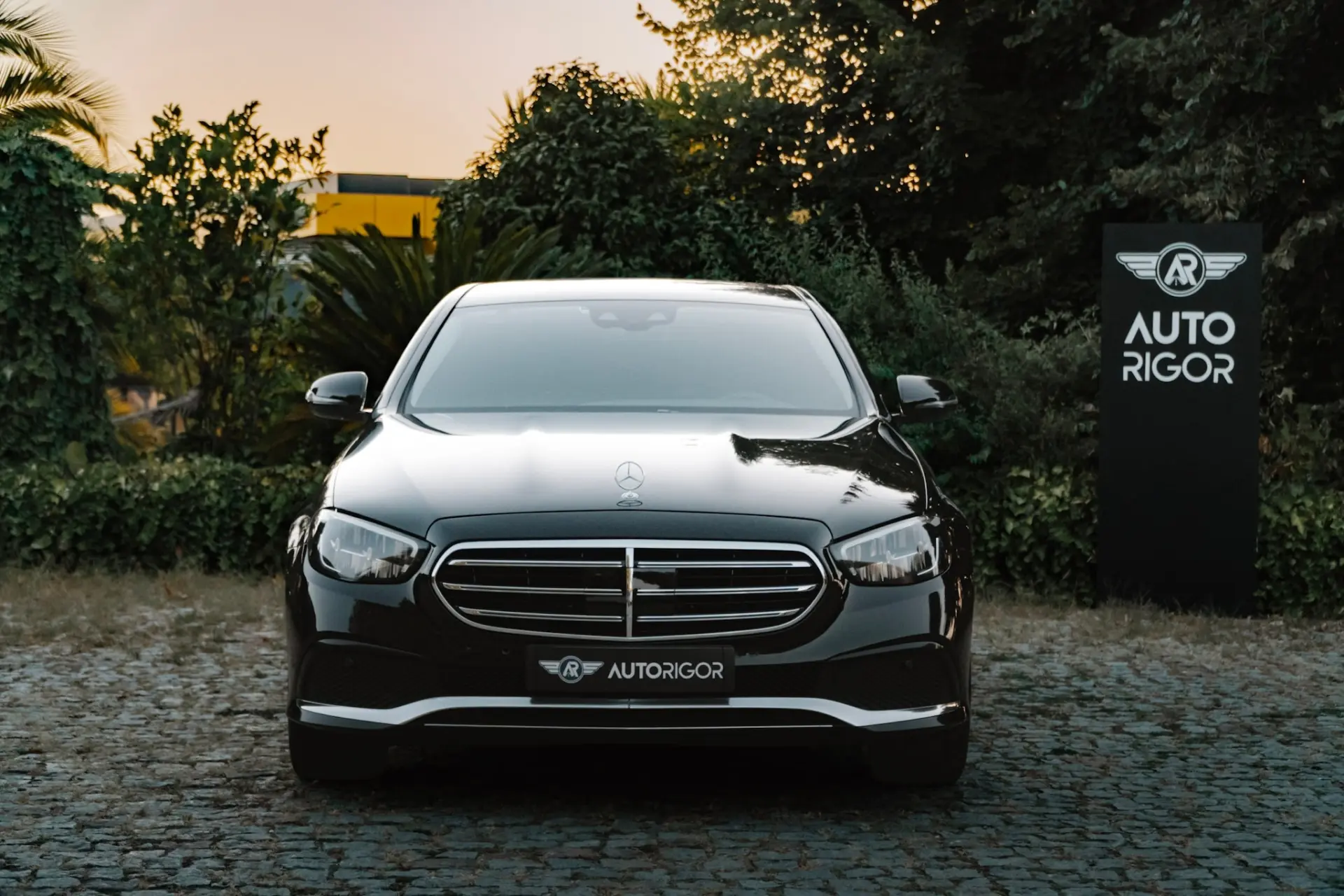 Mercedes-Benz E 300 1