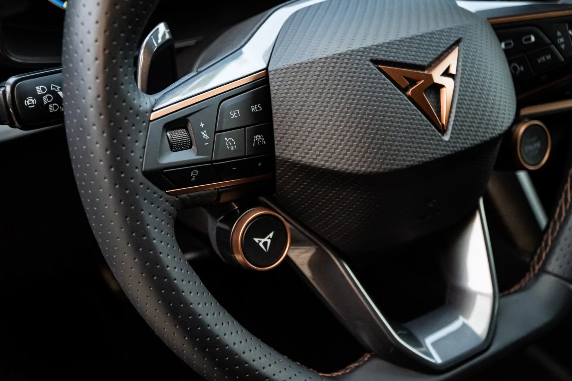 Cupra Formentor VZ 1.4 e-Hybrid DSG 45
