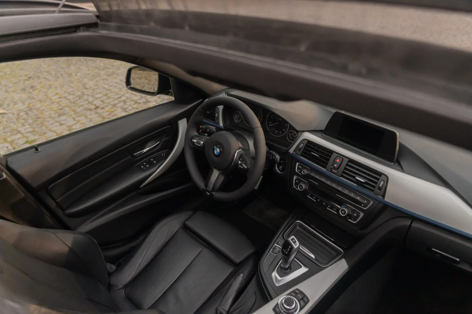 BMW 318 Touring Pack M 13