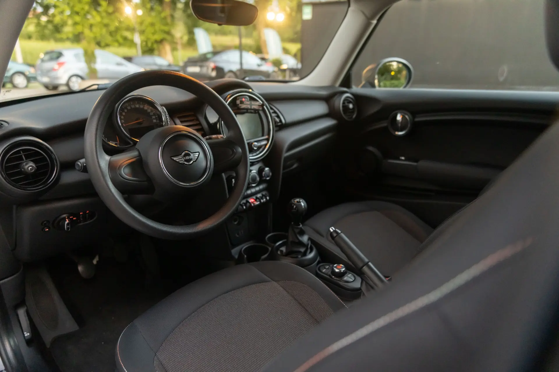 MINI 3 Portas One 12