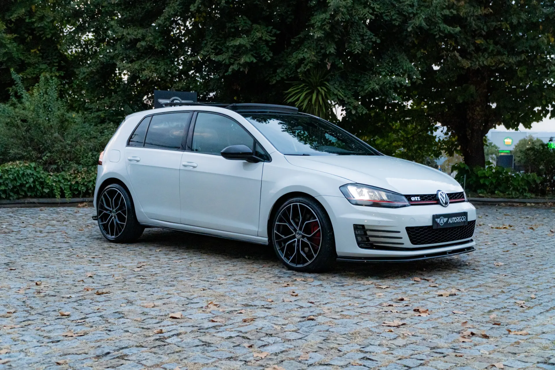 Volkswagen Golf 2.0 TSi GTi Performance 8