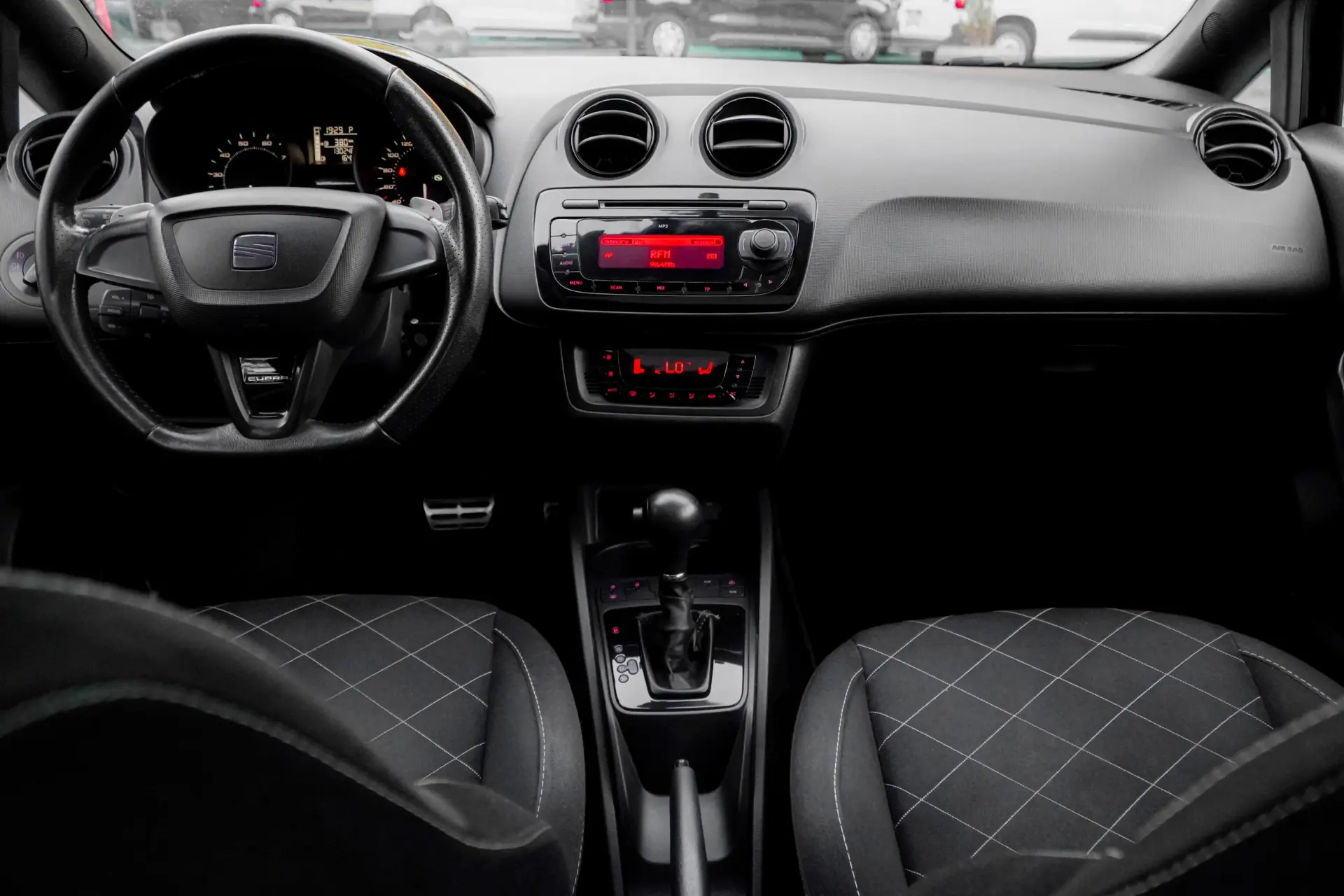 SEAT Ibiza Cupra 16